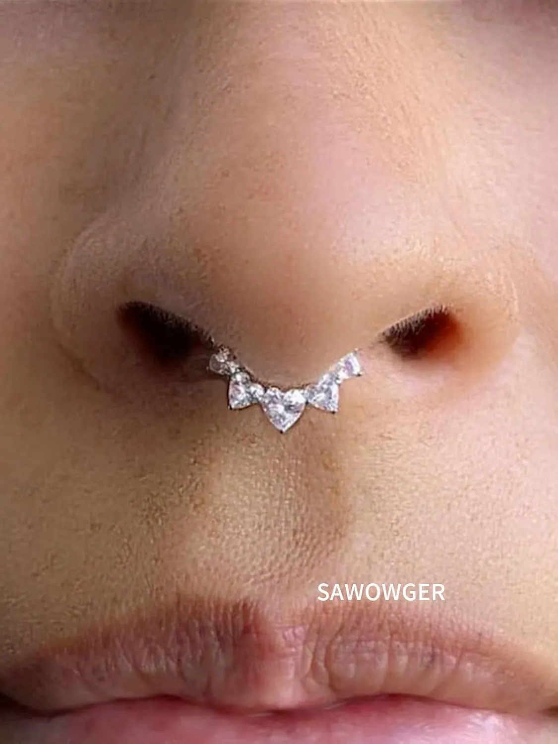 16G Titanium Heart Shape CZ Septum Rings Crystal Nose Ring Body Jewelry Daith Earrings Hinged Segment Helix Clicker Seamless Ring Hypoallergenic Jewelry for Her