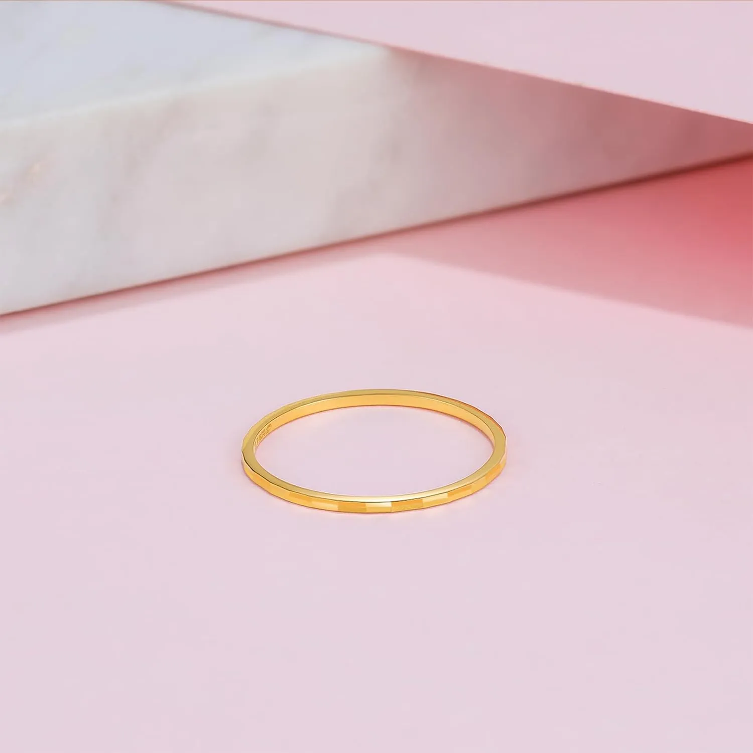 18K 750 Gold Stacking Rings Yellow Gold Band Ring for Unisex Women Men Boyfriend Girlfriend Couple Lover Simple Jewelry Ring With Gifts Box Size 14.8(46.5)-20.464.0 KH016028