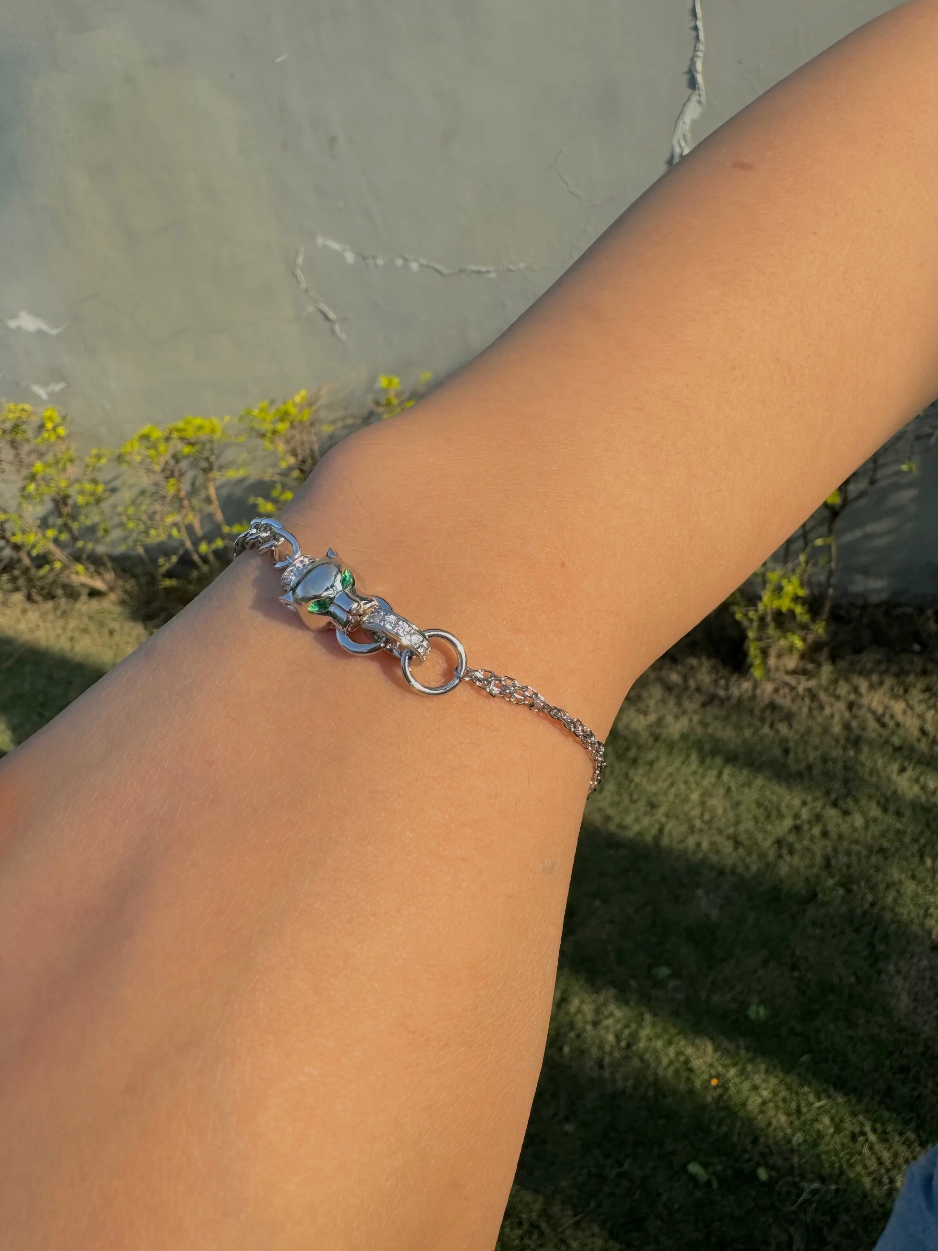 92.5 Silver Silver Panther Green Eyes Bracelet