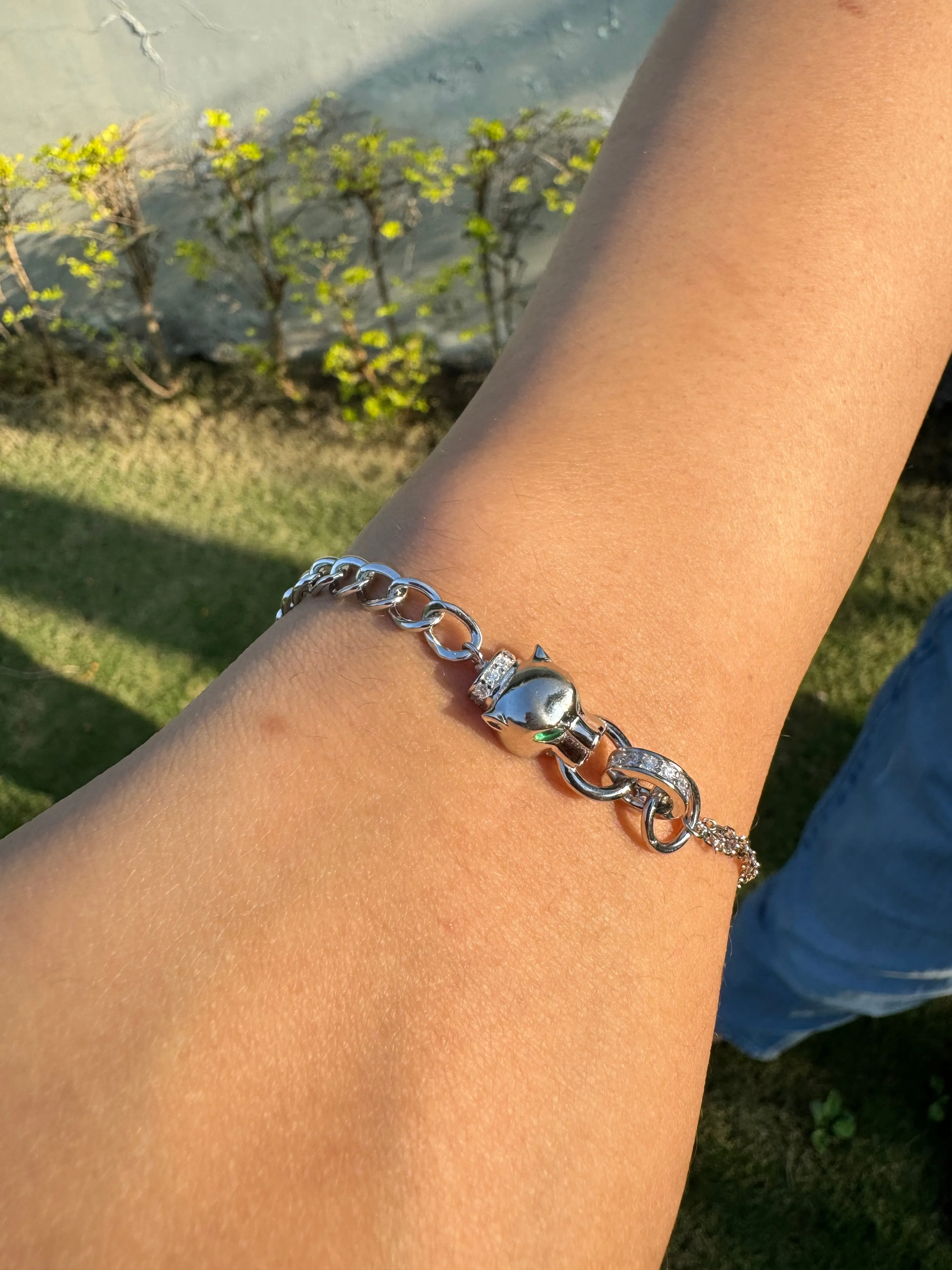 92.5 Silver Silver Panther Green Eyes Bracelet
