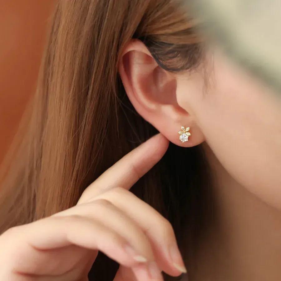 925 Sterling Silver Stud Earrings Charm Jewelry - Sweet Flower - Xm366