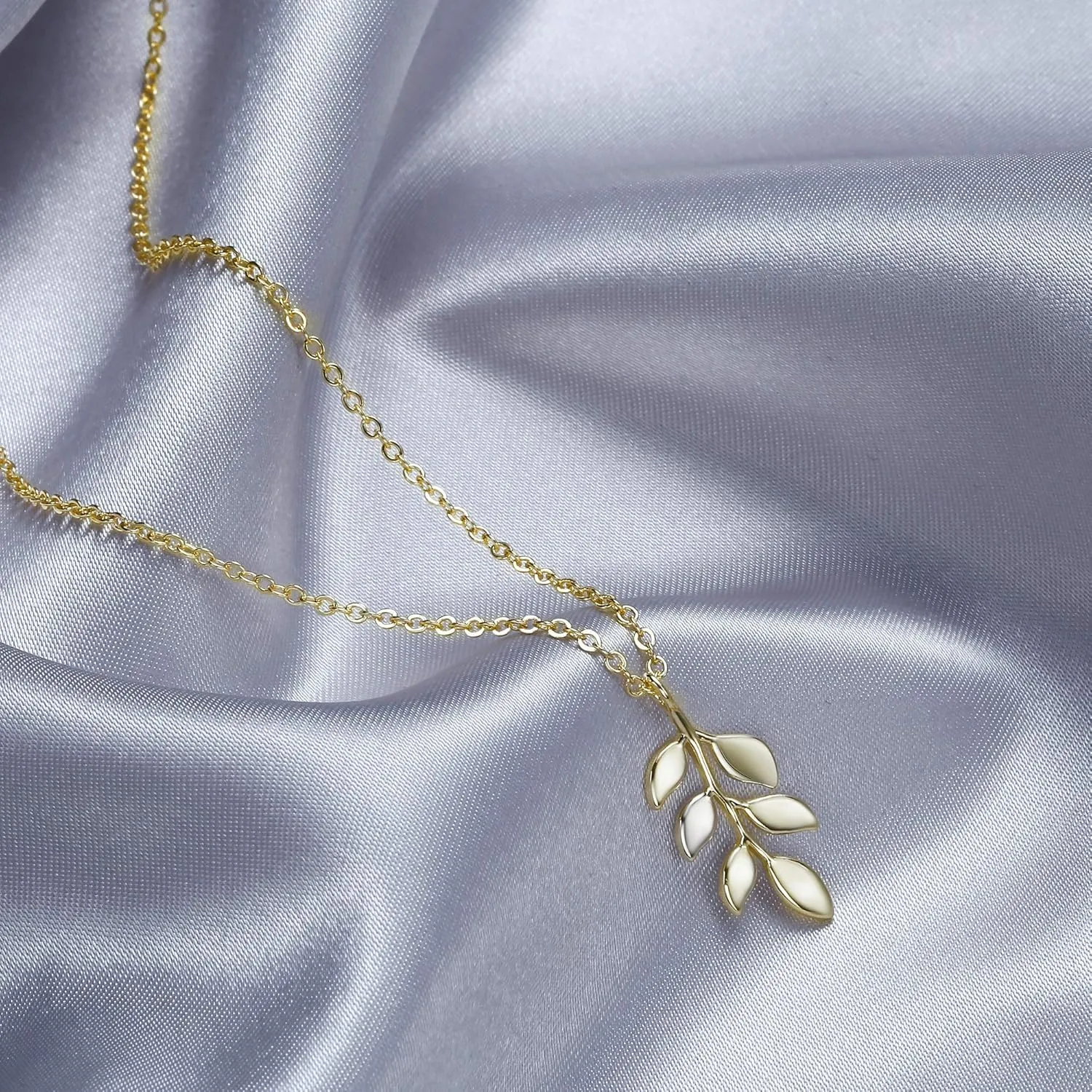 ASCOMY Dainty Gold Pendant Necklace 14k Gold Plated Delicate Tiny Love Heart Star CZ Leaf Pendant Necklace Simple Necklaces Everyday Jewelry for Women