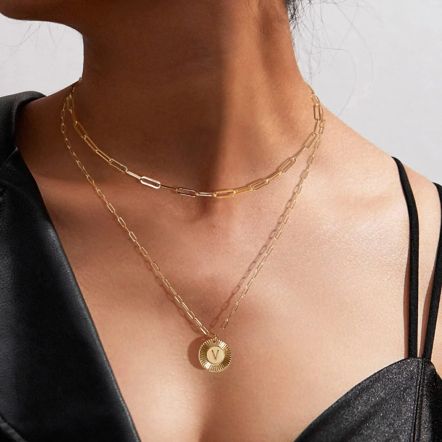 BENEIGE Layered Necklace for Women 14K Gold Plated Initial Disc Choker Necklace Paperclip Engraved Letter Pendant Chain Necklace for Holiday Jewelry Gifts