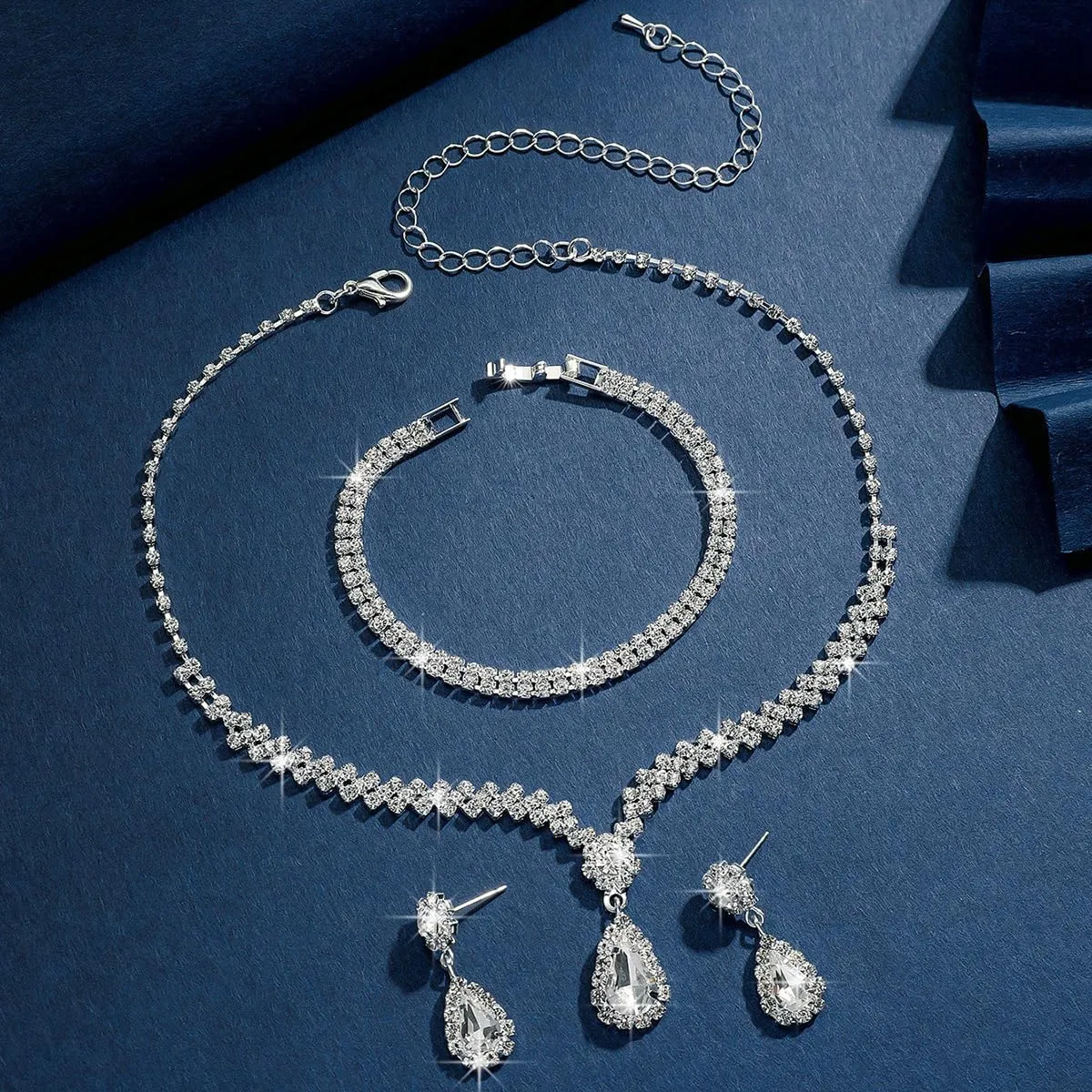 Bridal Wedding Earrings Necklace Bracelet Set Elegant Crystal Necklace Earrings Bracelet for Wedding Jewelry Prom Costume Jewelry Sets for Women