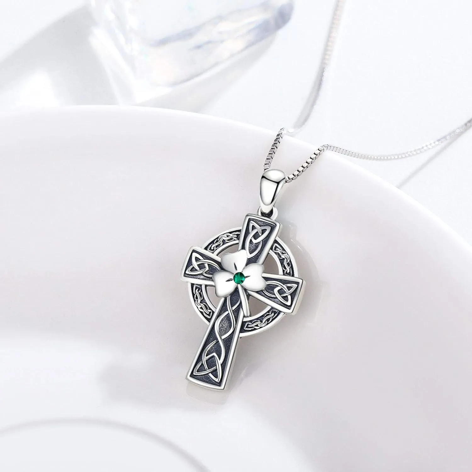 Celtic Cross Necklace for Women, Graduation Gift 925 Sterling Silver Good Luck Clover Necklaces Irish Celtic Knot Cross Vintage Shamrock Celtic Jewelry Gift for Women Girls Teen