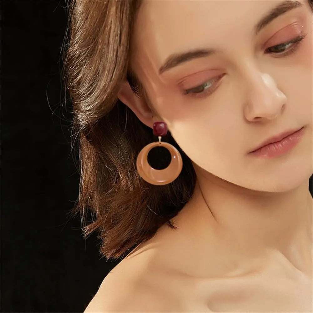 CHUNYANAN Boho Elegant Retro Simple Acrylic White Geometric Square Hollow Earrings for Women White Minimalist Statement Hypoallergenic Drop Earrings
