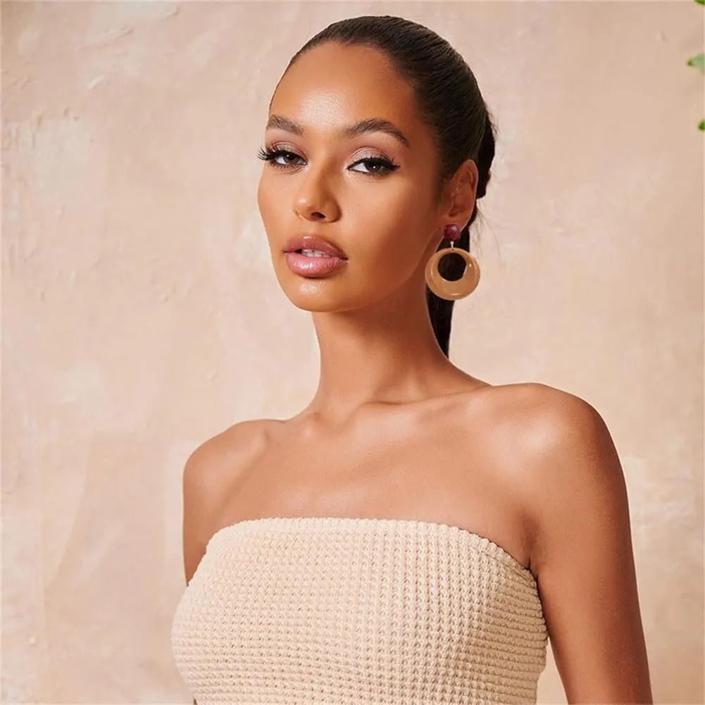 CHUNYANAN Boho Elegant Retro Simple Acrylic White Geometric Square Hollow Earrings for Women White Minimalist Statement Hypoallergenic Drop Earrings