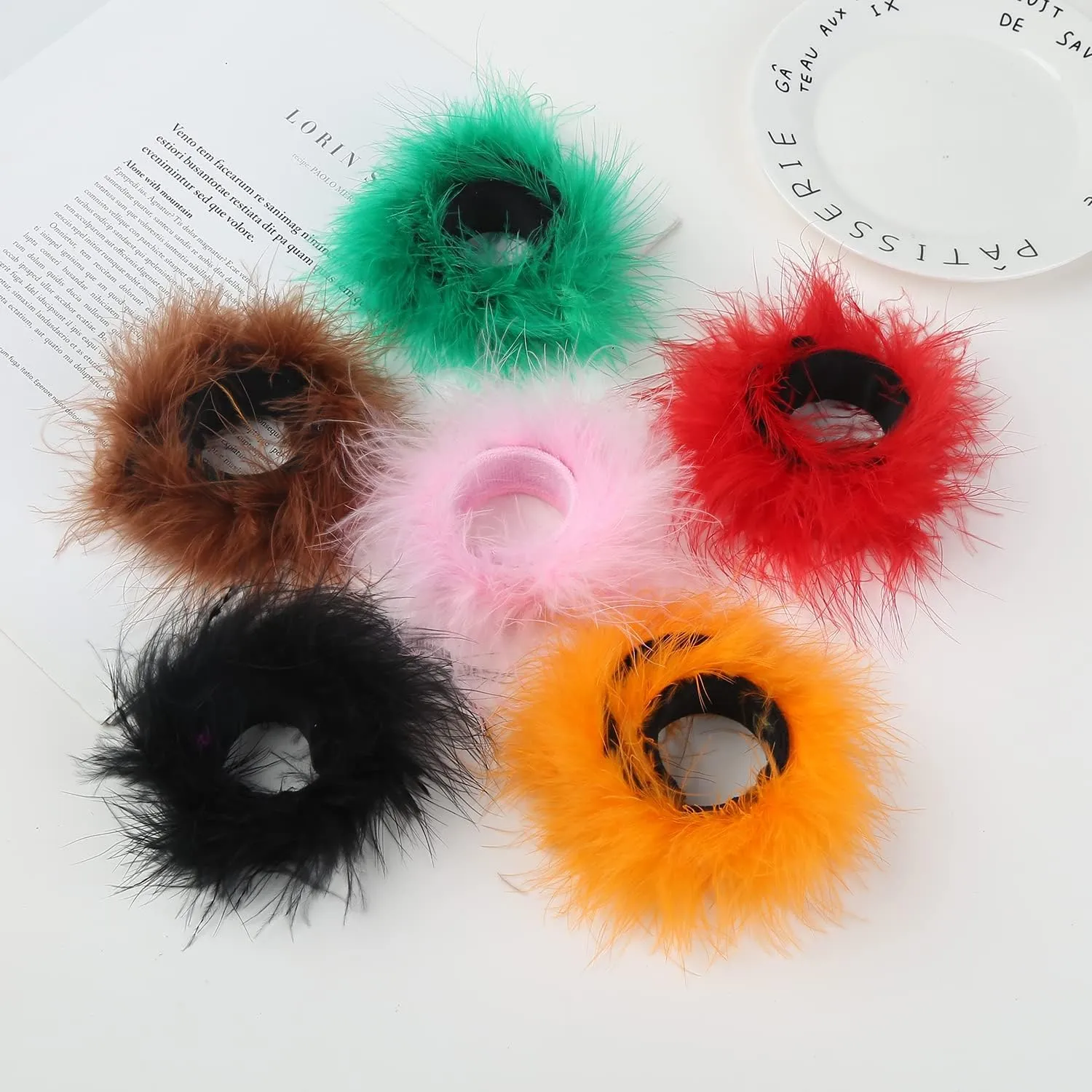 Cooluckday 2Pcs Women's Feather Slap Bracelets Watch Patting Circle Slap Ring Wrist Decoration Cuff Sleeves Slap Bangle