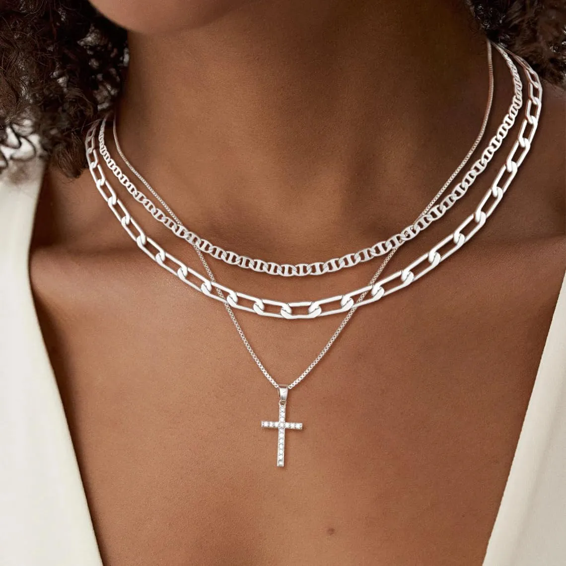 Cross Necklace for Women Silver/Gold Plated Cross Necklace Dainty Small Cross Pendant Necklace Minimalist Cross Chain Choker Jewelry