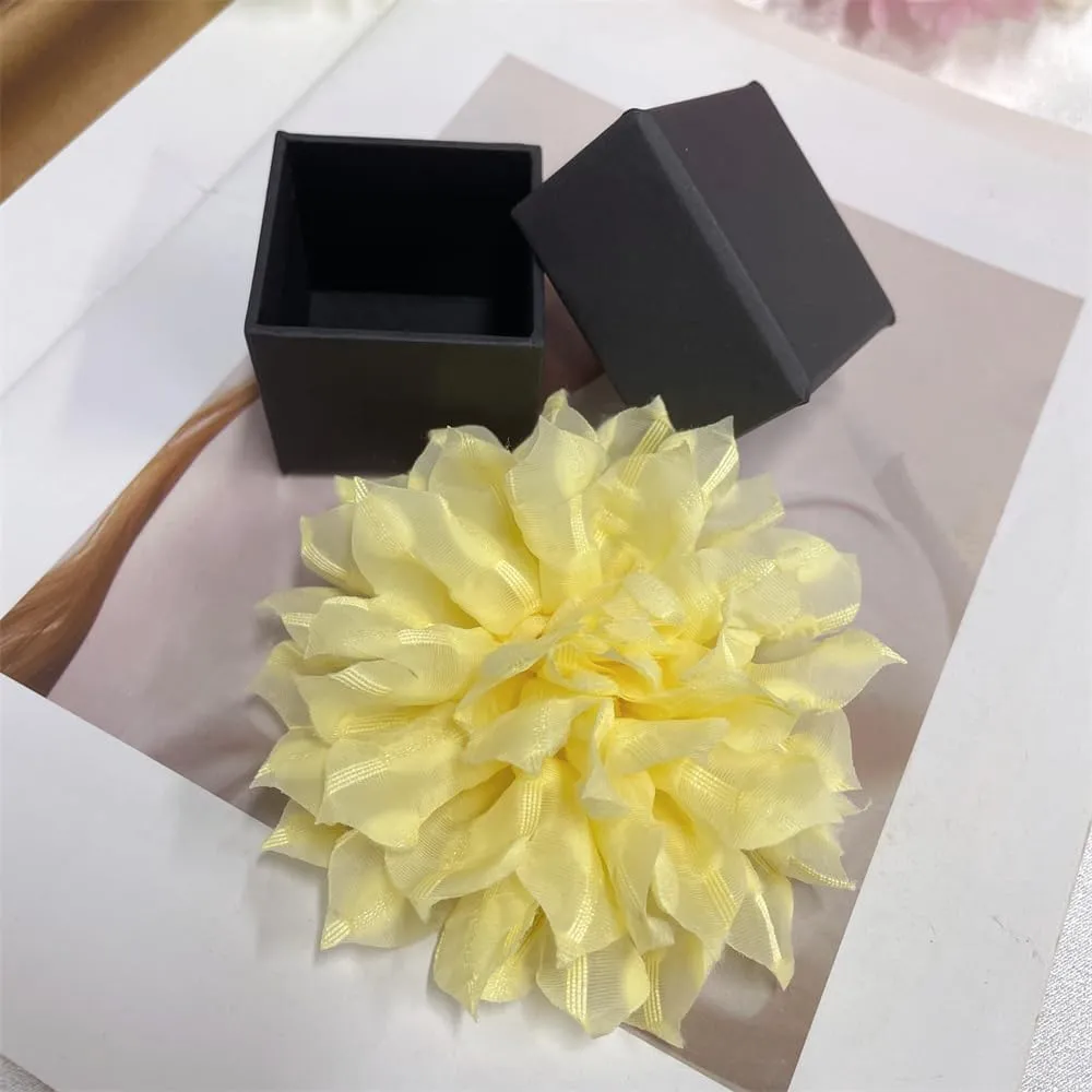 Dainty Lace Flower Large Brooch Lapel Pins Handmade Fabric Sunflower Brooches Pin Classic for Women Wedding Party Dance Banquet Dress Suit Clothes Accessories Jewelry Gifts 110mm