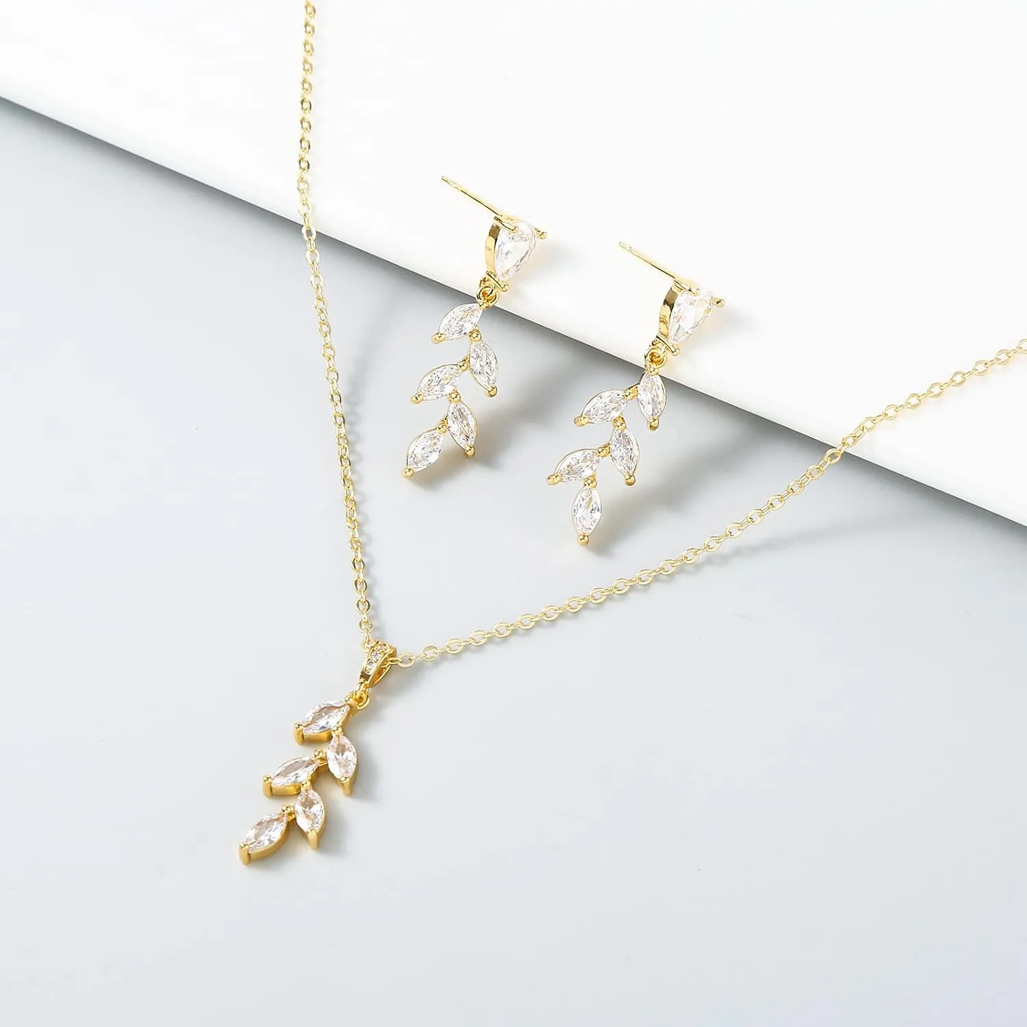 DHQH Bridesmaid Necklace Earrings Set Gifts I Couldn't Say I DO Without You Cubic Zirconia Leaf Pendant Necklace Bridesmaid Proposal Gift Set of 4 6