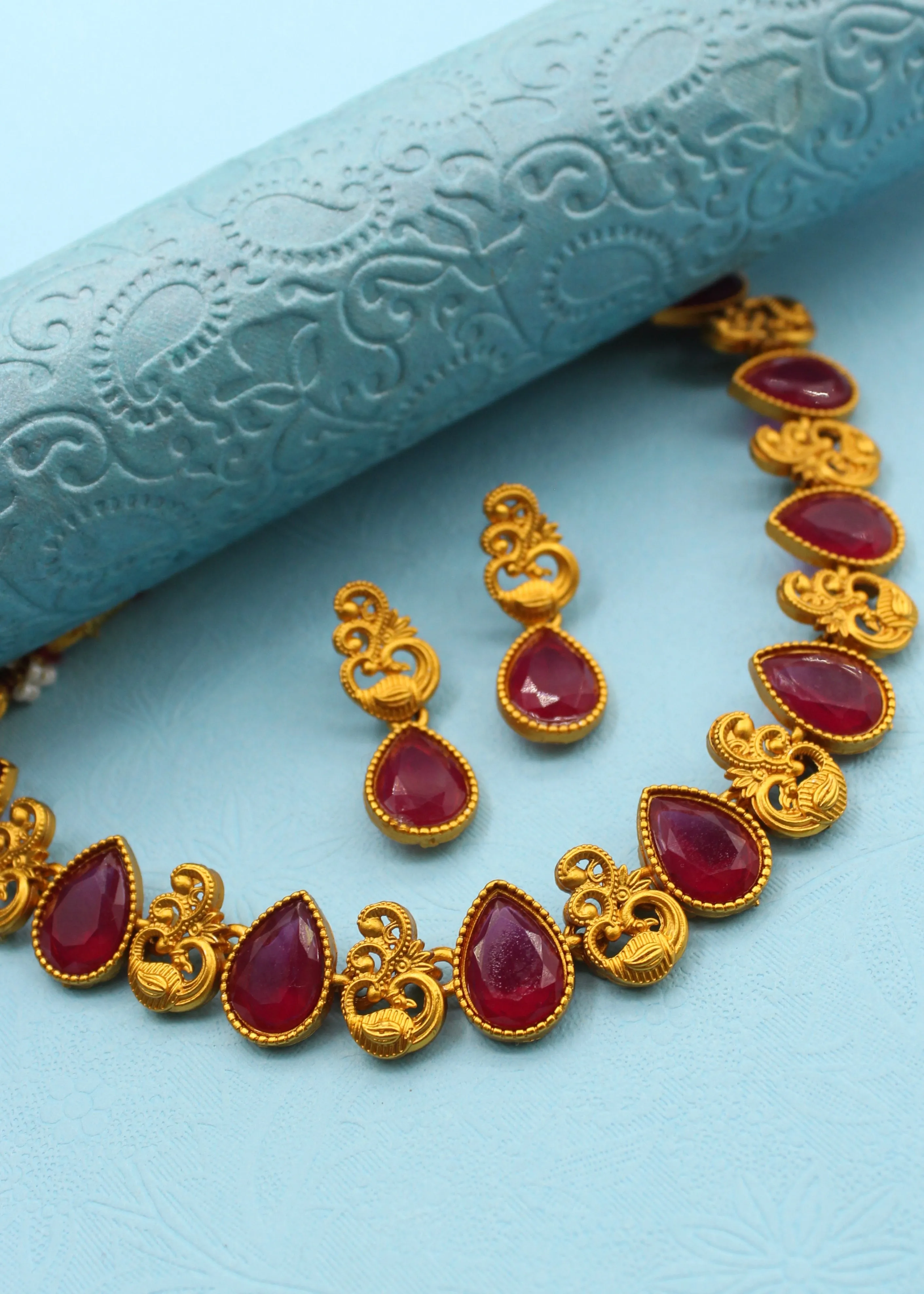 DROPLET DESIGNER MATTE NECKLACE
