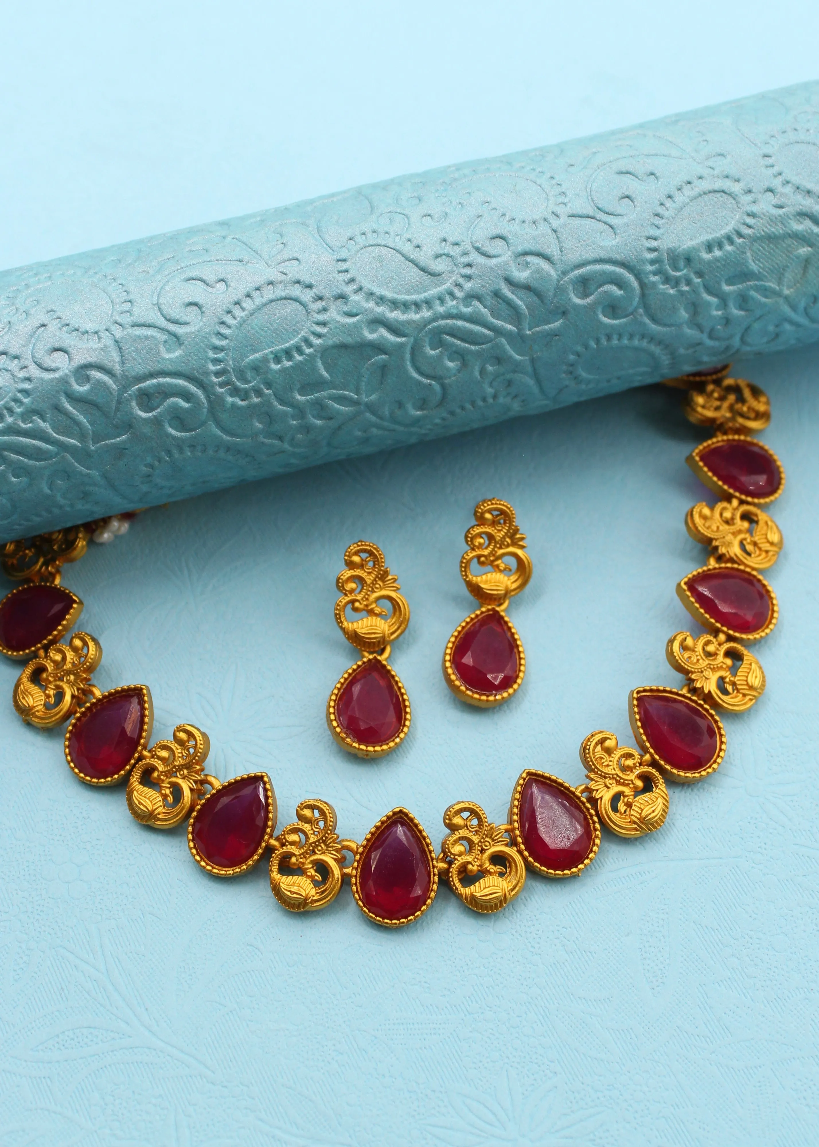 DROPLET DESIGNER MATTE NECKLACE