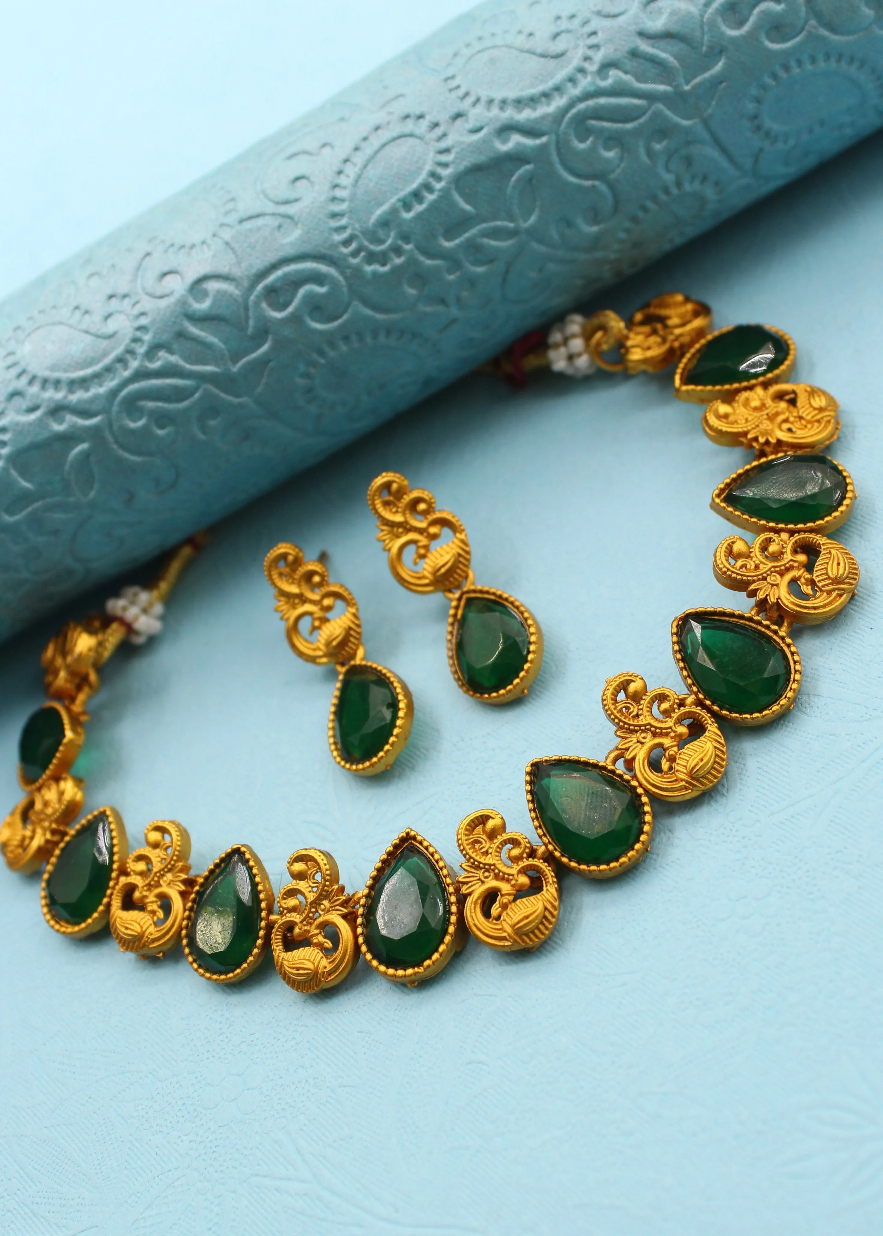 DROPLET DESIGNER MATTE NECKLACE