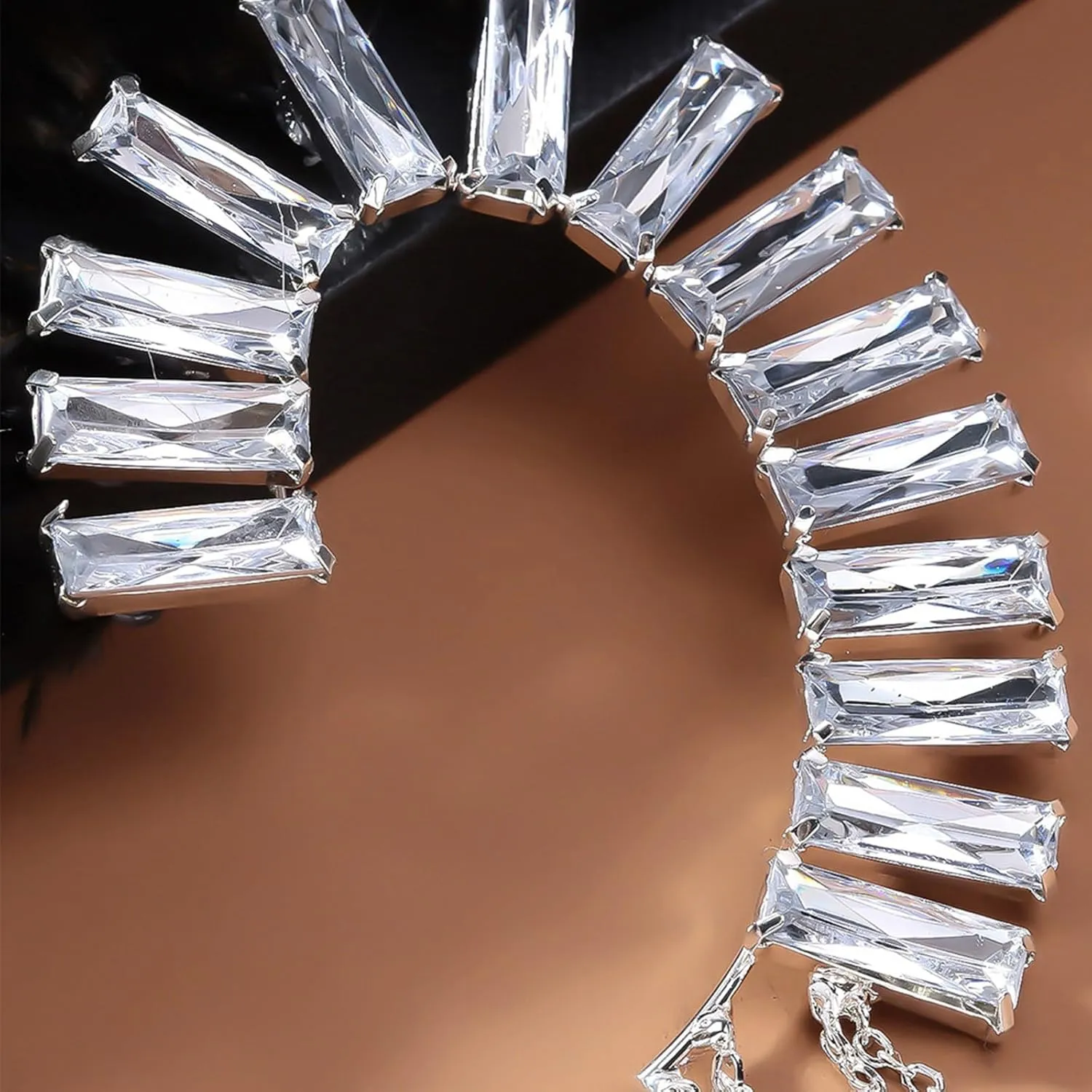 Elegant Plumage Ear Cuff Not Piercing Tassels Ear Wrap Unique Cuff Earrings Suitable for Women Party Dress Accessories