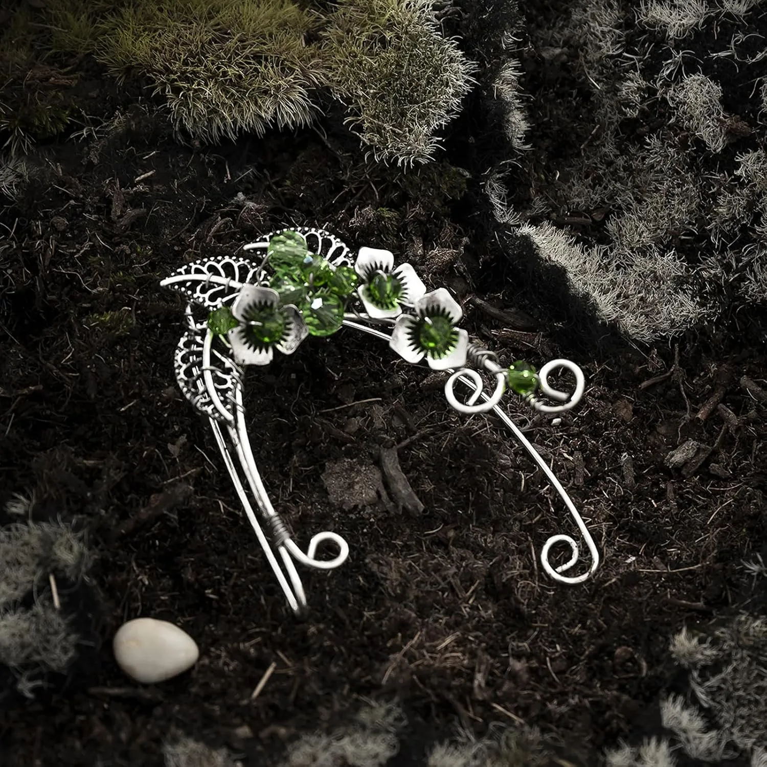 Elf Ear Cuff Earrings for Women Beaded Boho Flower Leaves Ear Cuffs Fairy Wrap Clip Earrings Non Pierced Ear Climber Earrings Gothic Earrings for Halloween Costume Cosplay Accessories