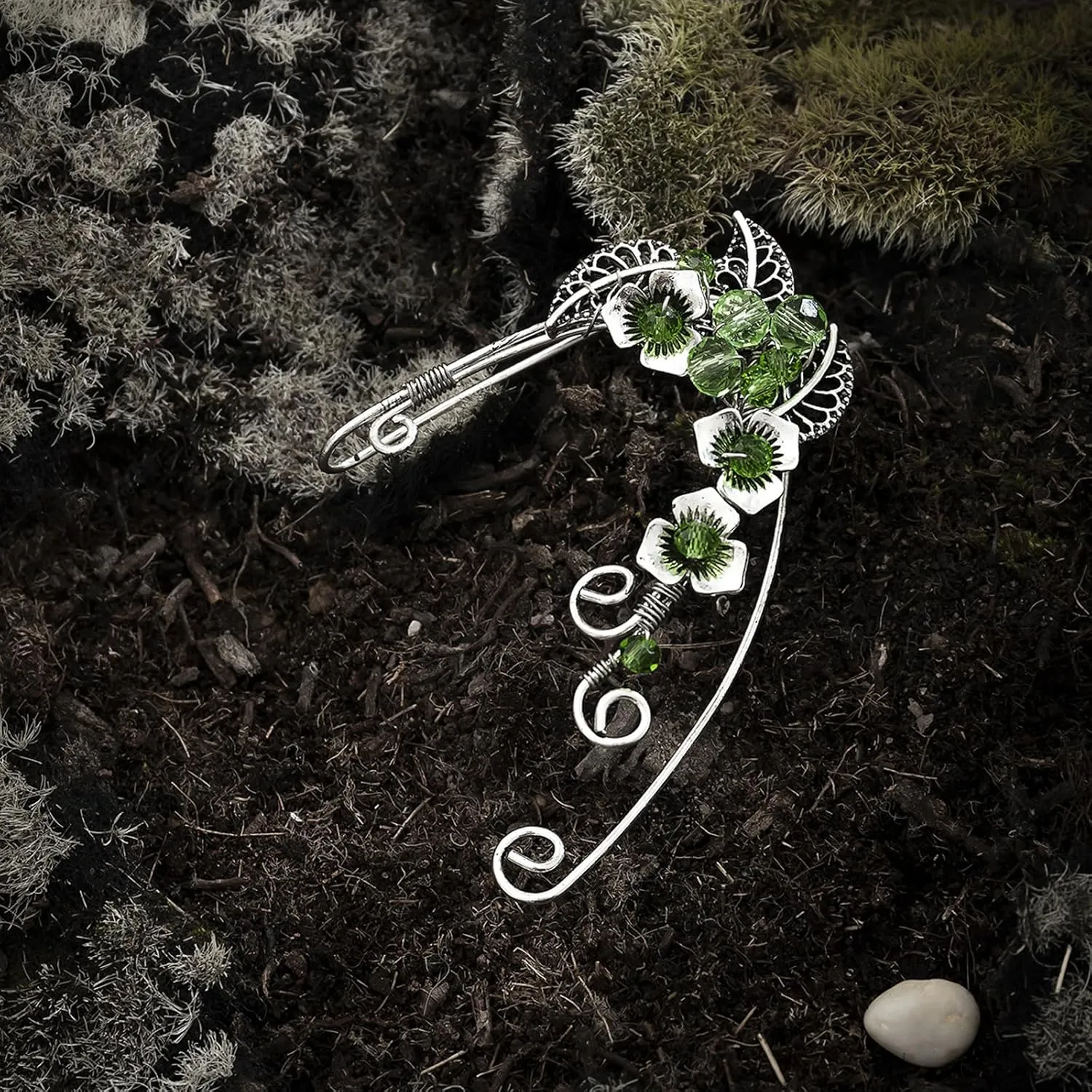 Elf Ear Cuff Earrings for Women Beaded Boho Flower Leaves Ear Cuffs Fairy Wrap Clip Earrings Non Pierced Ear Climber Earrings Gothic Earrings for Halloween Costume Cosplay Accessories