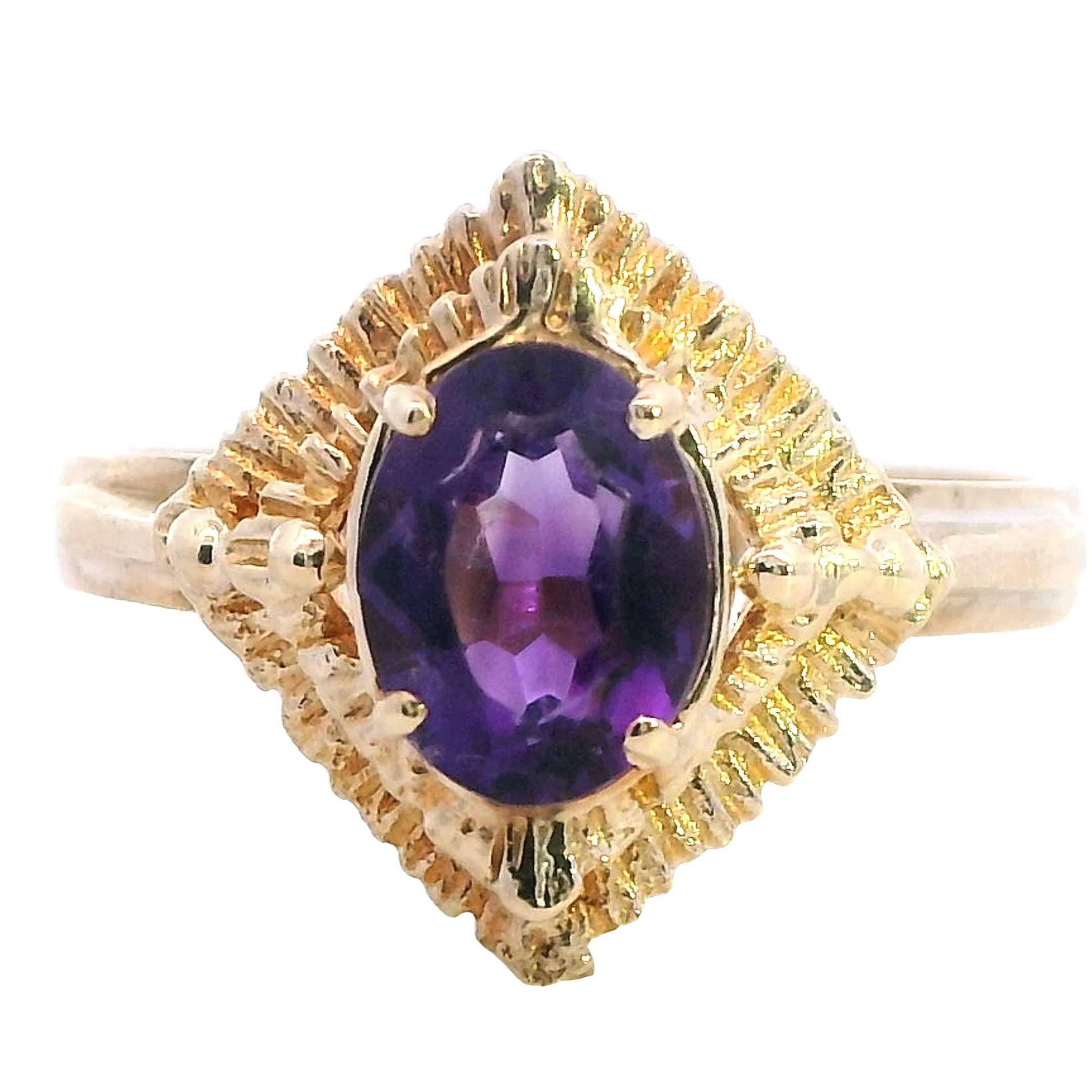Enchanting 9ct Yellow Gold Oval Amethyst Ring