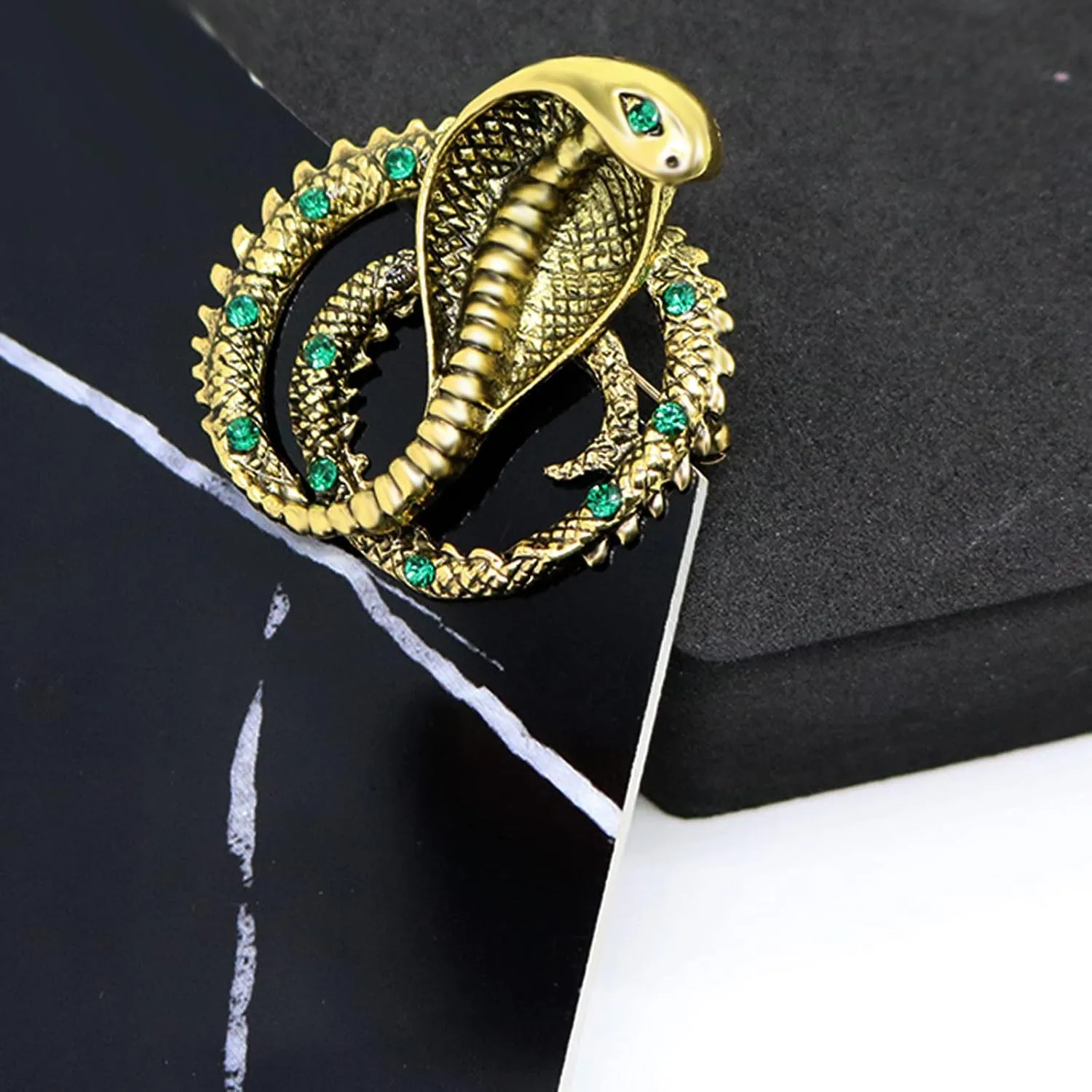 Fashion Enamel Rhinestone Pink Red Dragonfly Brooches Pins Cute Crystal Animal Insect Lapel Pin Brooch Costume Decorate Jewelry for Women Girl