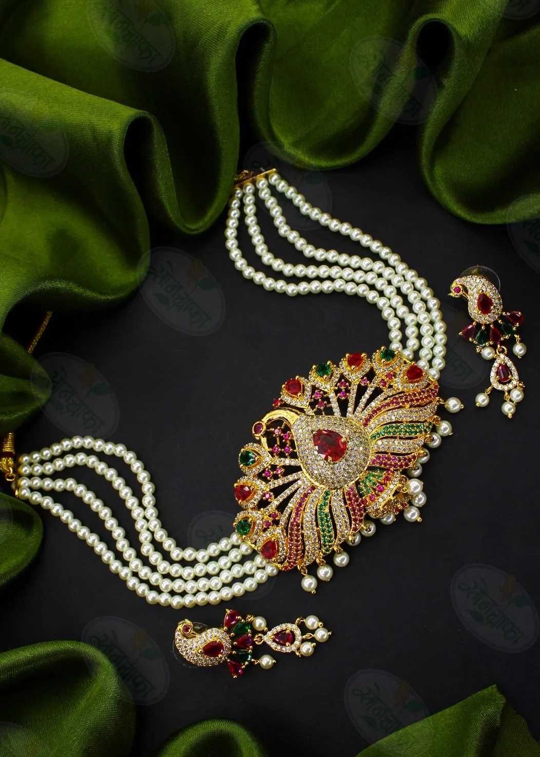 FESTIVE FANCY PEACOCK CHOKER