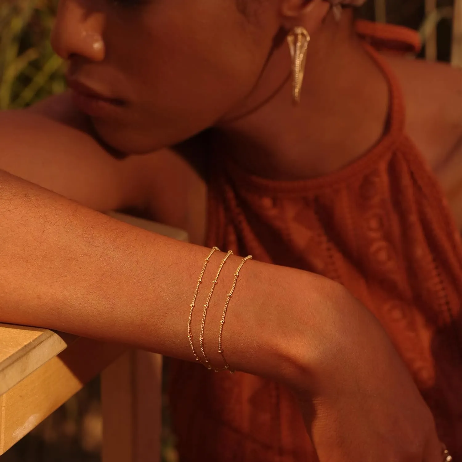 Fettero 14K Gold Bracelet for Women Gold Plated Bracelet Dainty Chain Gold Beaded Bracelet Paperclip/Curb/Figaro/Satellite Chain Adjustable Bracelet Jewelry