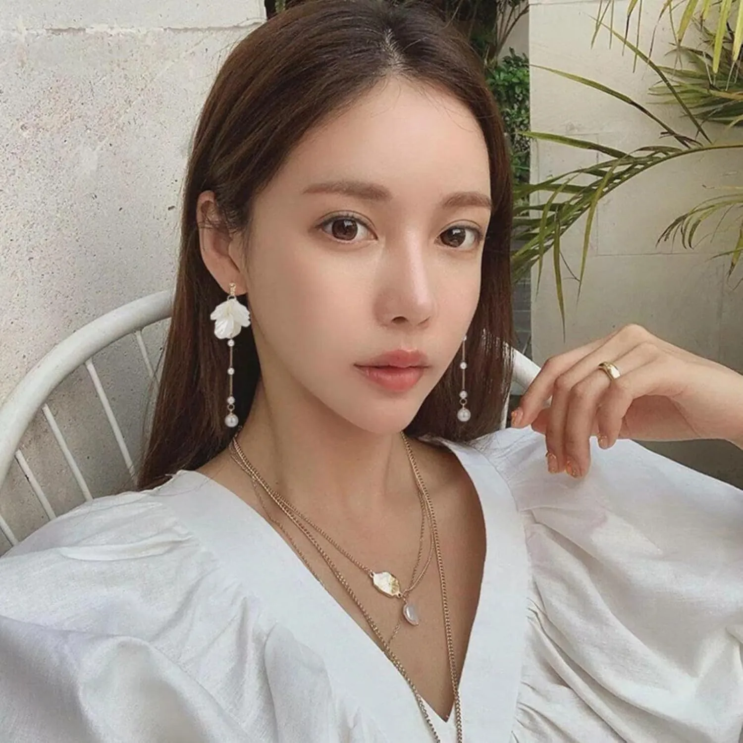 Flower Dangle Earrings for Women,Boho Cute Daisy Flower Stud Earrings Statement Long Fringe Pearl Pendant Floral Earrings Elegant Wedding Party Jewelry