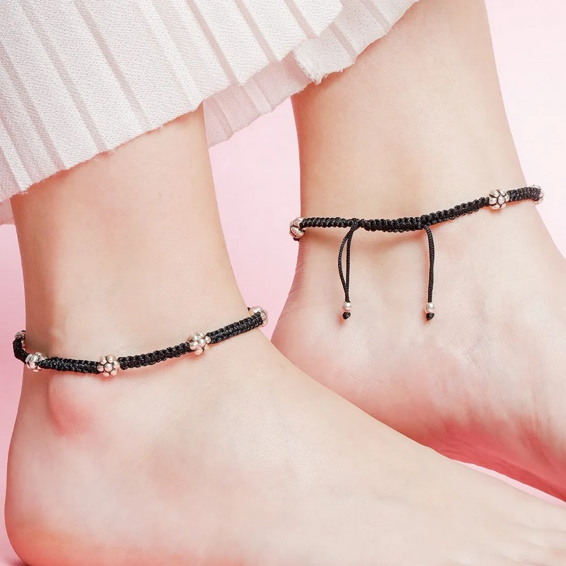 Flower Embedded Rhodium Plated 925 Sterling Silver Thread Anklet