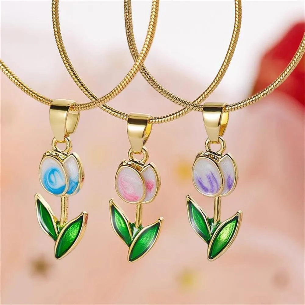 Gold Tulip Necklace Tulip Flower Pendant Necklace Delicate Dainty Tulip Flower Necklace for Women Mother Wife Friendship Jewelry