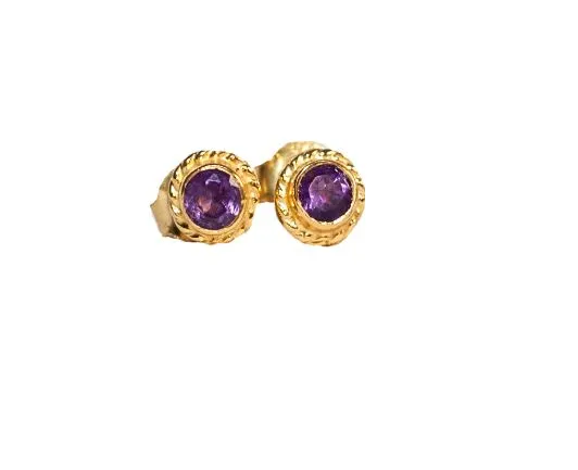 Gold Vermeil Round Filigree Studs in Amethyst