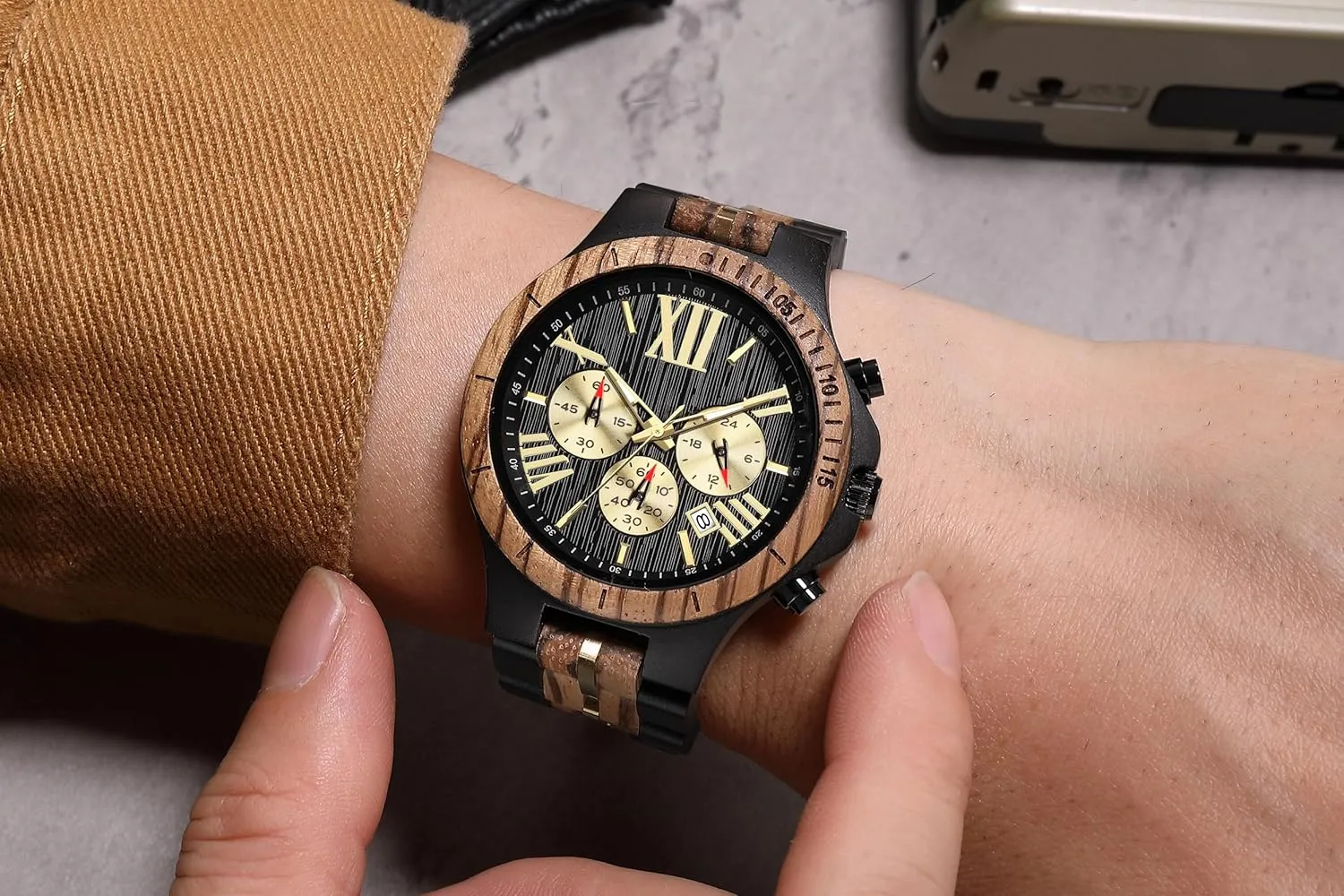GORBEN Mens Wooden Watch, Wrist Watch for Men, Lightweight Business Fashion Analog Quartz Watch, Stylish Mens Watch Perfect for Any Occasion