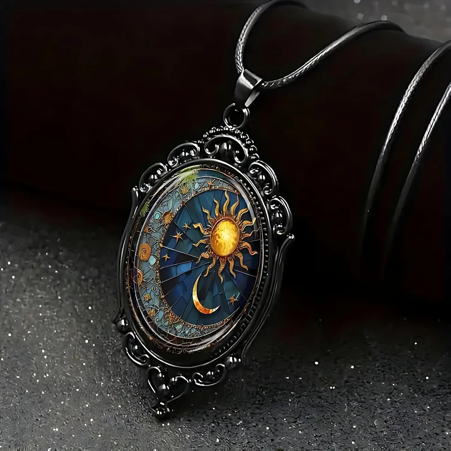 Gothic Glass Pendant Necklace for Women Sun Moon Charm Necklace Vintage Celestial Lunar Solar Cameo Necklaces Gothic Rope Chain Mystic Witch Jewelry Accessories