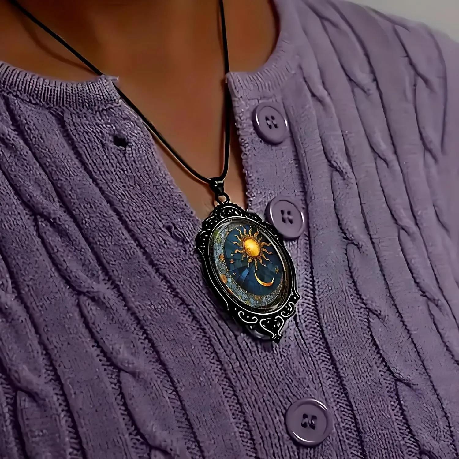 Gothic Glass Pendant Necklace for Women Sun Moon Charm Necklace Vintage Celestial Lunar Solar Cameo Necklaces Gothic Rope Chain Mystic Witch Jewelry Accessories