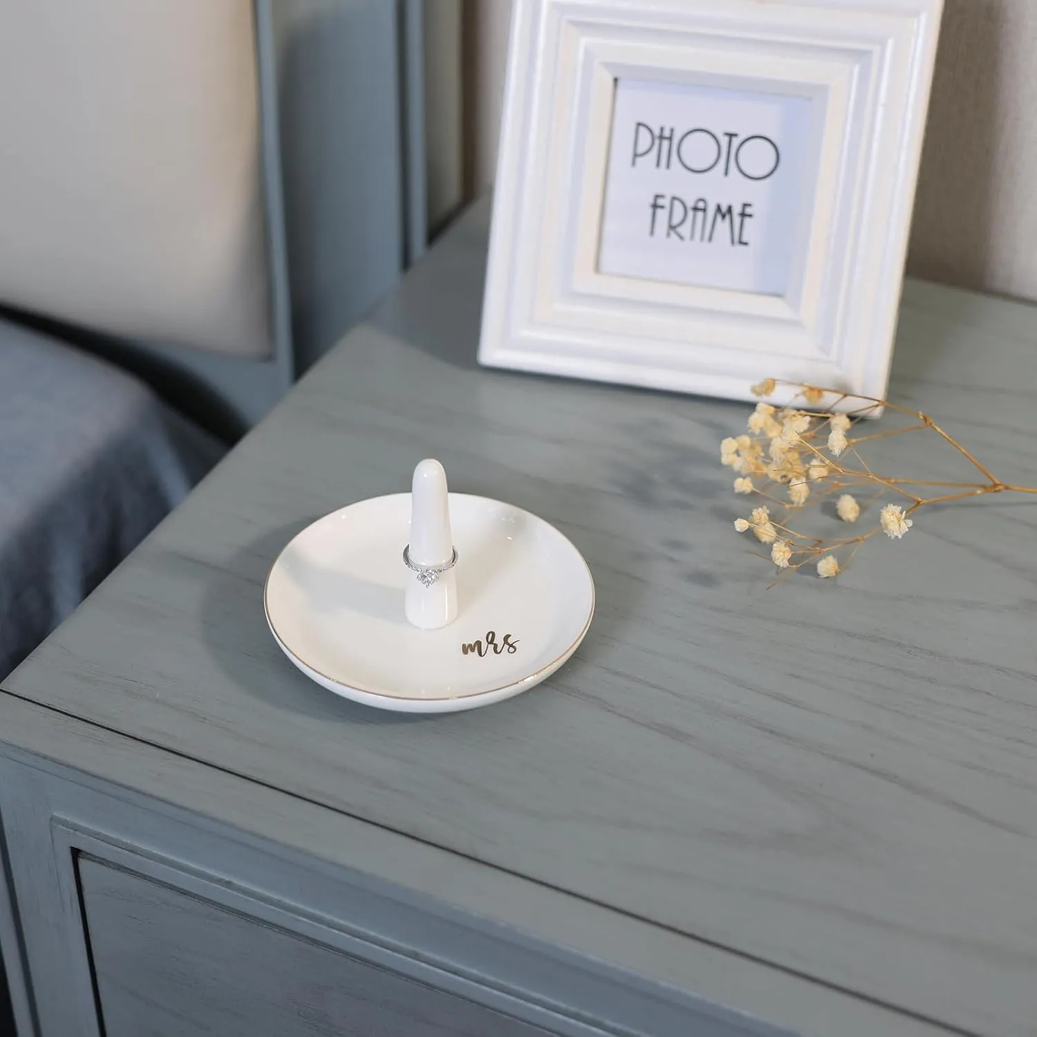 HOME SMILE Mrs Ring Holder Jewery Tray-Monogrammed Engagement Gifts for Friends,Birthday Mother's Day Christmas Gifts for Women,Ceramic White