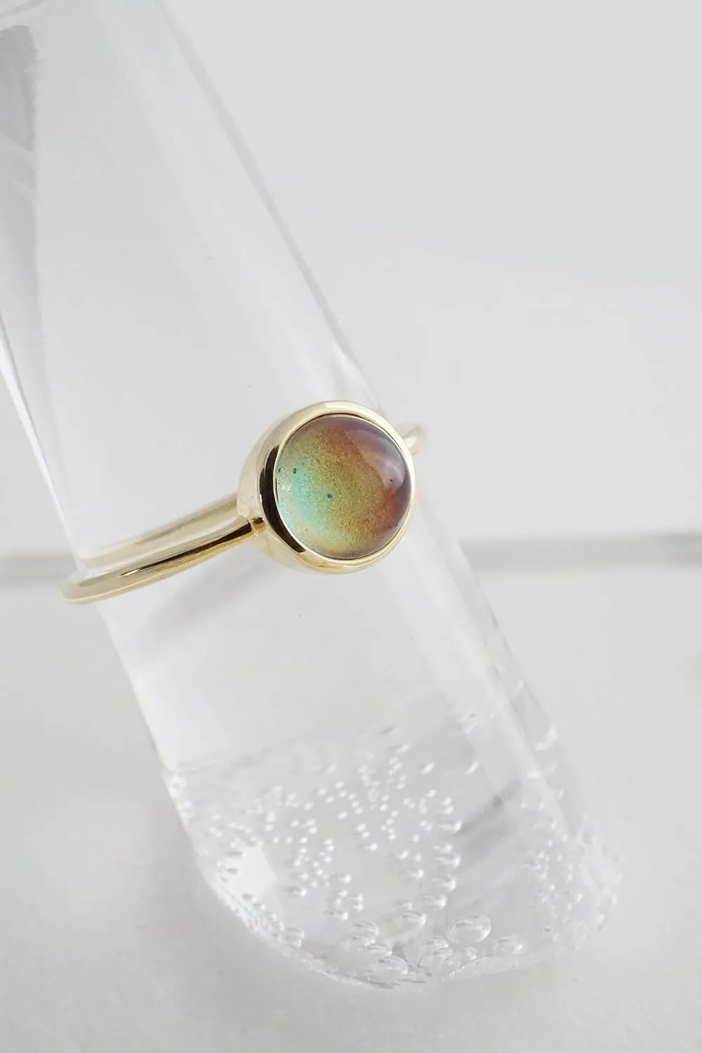 HONEYCAT Mood Ring in Gold, Rose Gold, or Silver | Size 4, 5, 6, 7, 8, 9, 10,11 | Minimalist, Delicate Jewelry