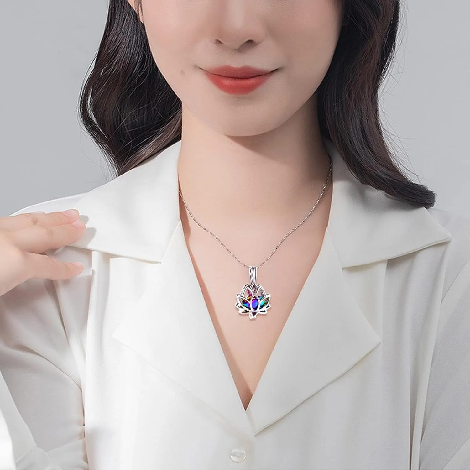 Imrsanl Cremation Jewelry for Ashes - Lotus Flower Ashes Pendant Necklace with Mini Keepsake Urn Memorial Ash Jewelry