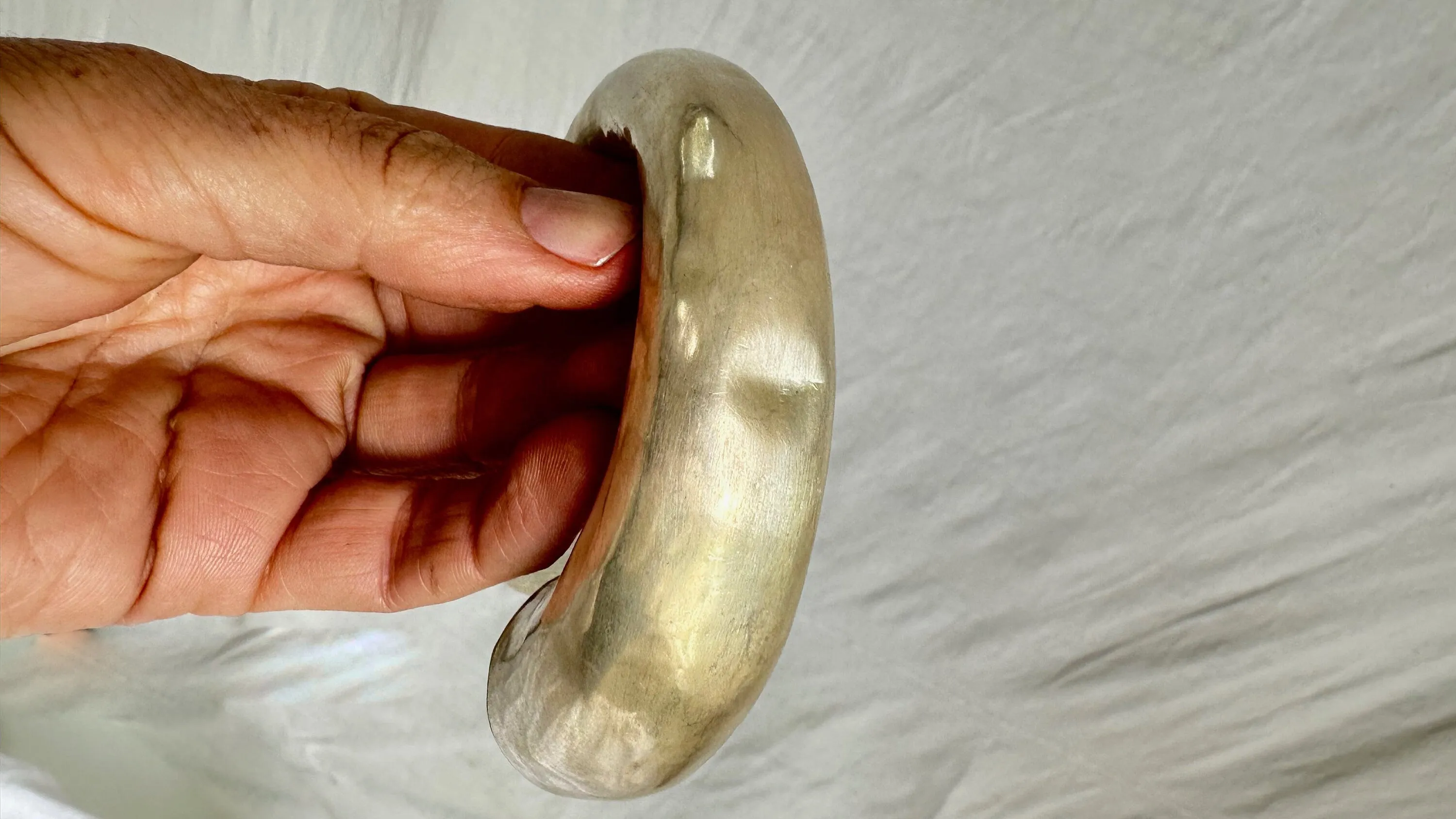 Karen Hill Tribe Silver Bangle. Lovely Shape! 0649