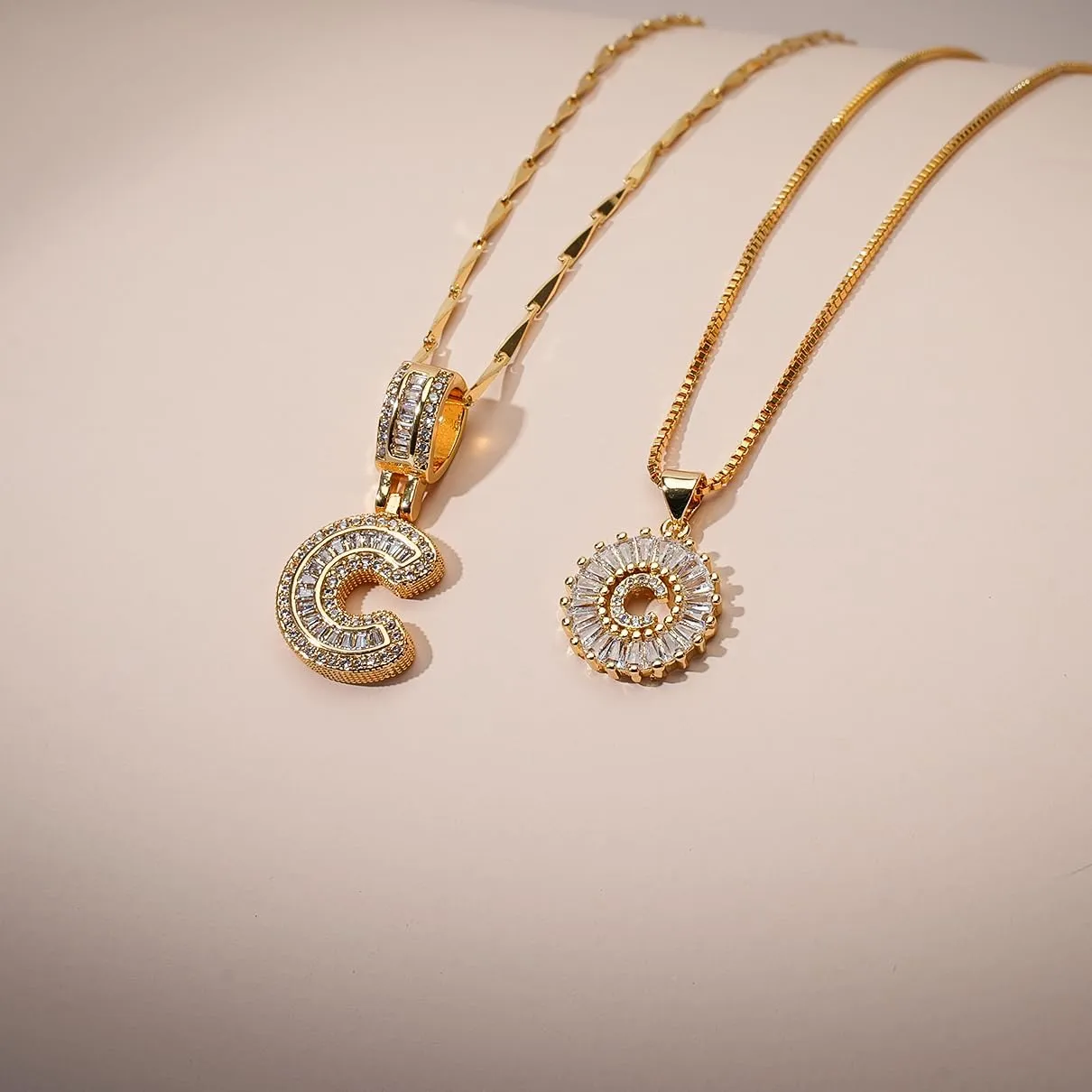 Letter Necklace 14k Gold Plated Bling Dainty Necklaces Trendy Chunky Custom Name Necklace Personalized Round Circle Pendant Zirconia Letters Name Crystal Jewelry Gifts for Women