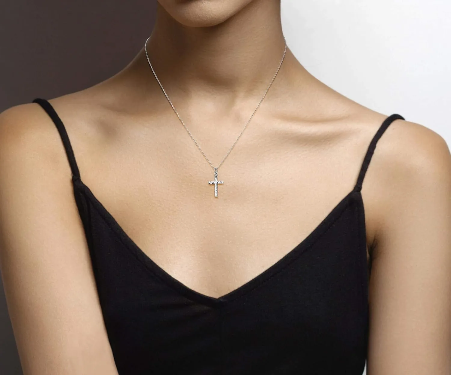 Miabella 925 Sterling Silver Italian Hammered Cross Pendant Chain Necklace 18 Inch Made in Italy