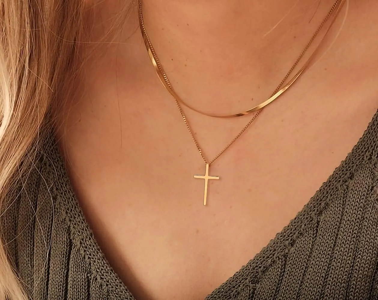 Moodear Fathers Day Gifts Cross Necklace for Women - Dainty 14K Gold Plated/Sterling Silver/Rose Gold Layered Cross Pendant Simple Cute Necklaces for Women Trendy Jewelry Gifts