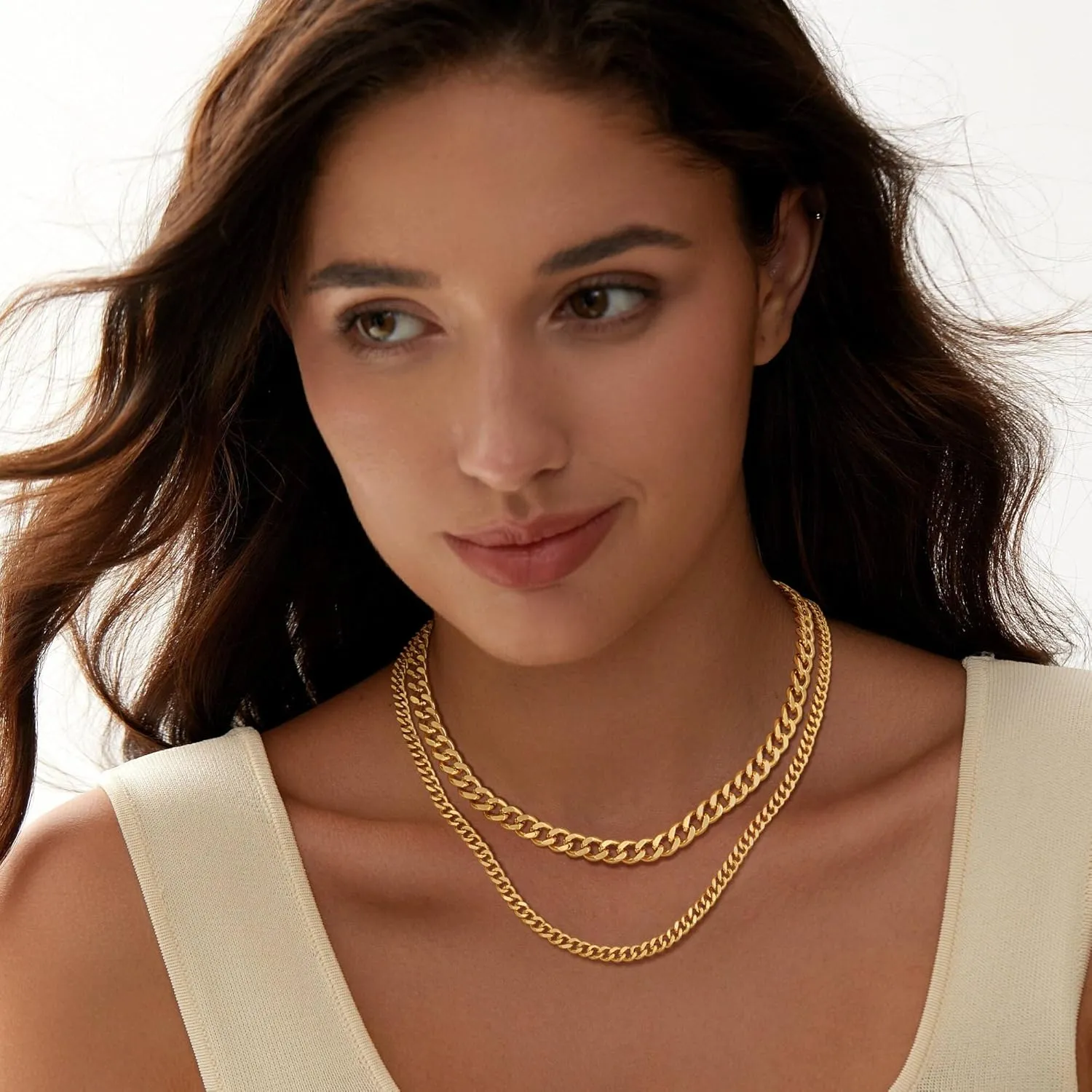 Moodear Gold Necklace for Women 14K Dainty Chunky Gold/Sliver Chain Necklace Cuban Link Paperclip Chain Choker Toggle Clasp Layered Pearl Pendent Necklace for Women Trendy Fashion Jewelry