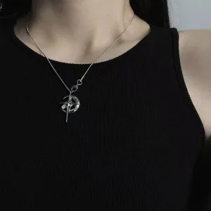 Moon Star Simple Choker Necklace for Women Delicate Stainless Steel Silver Plated Minimalist Star Pendant Necklaces Adjustable Chain