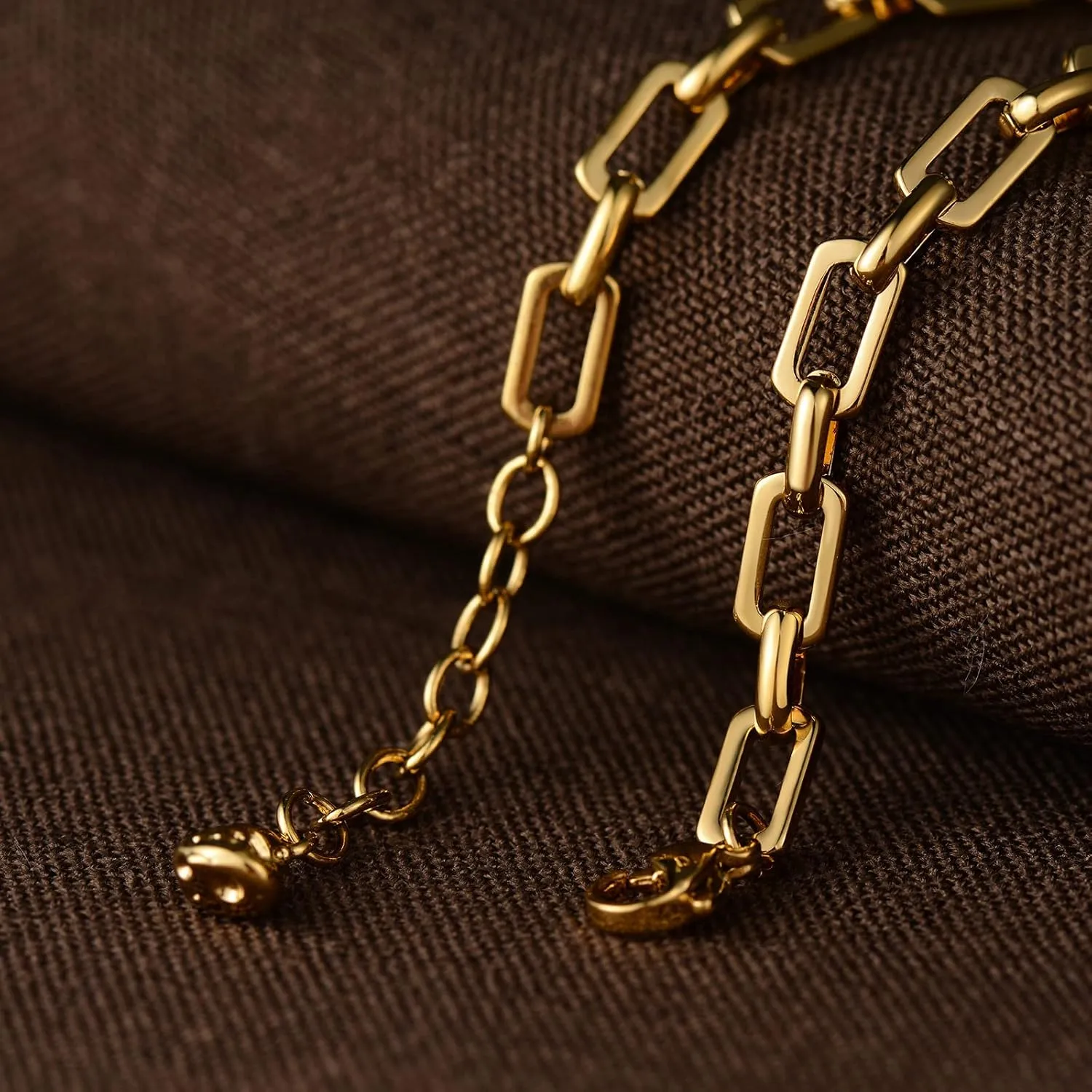 MTMY Gold Choker Necklace,18K Gold Plated Dainty Chain Choker Necklace Delicate Fashion Choker Necklace Jewelry for Women