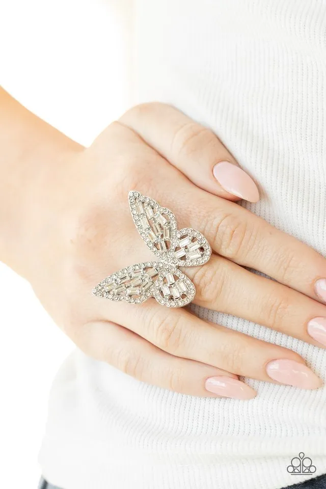 Paparazzi Ring ~ Flauntable Flutter - White