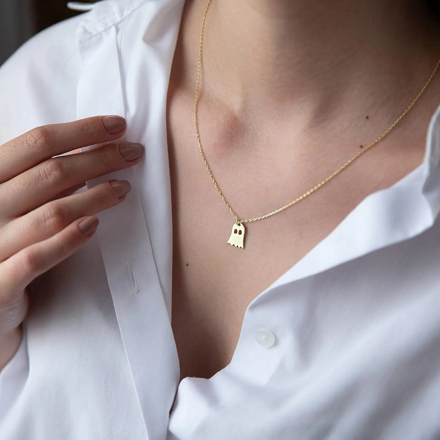 Pencros Dainty Pendant Necklace,18K Gold Plated Pumpkin Ghost Hammered Coin Delicate Chain Minimalist Simple Halloween Jewelry Friend's Gift