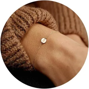 Personalized Initial Bracelet 18K Gold Plated Stainless Steel Letter Bracelet Dainty Coin Charm Bracelet Delicate Disc Name Bracelet for Women