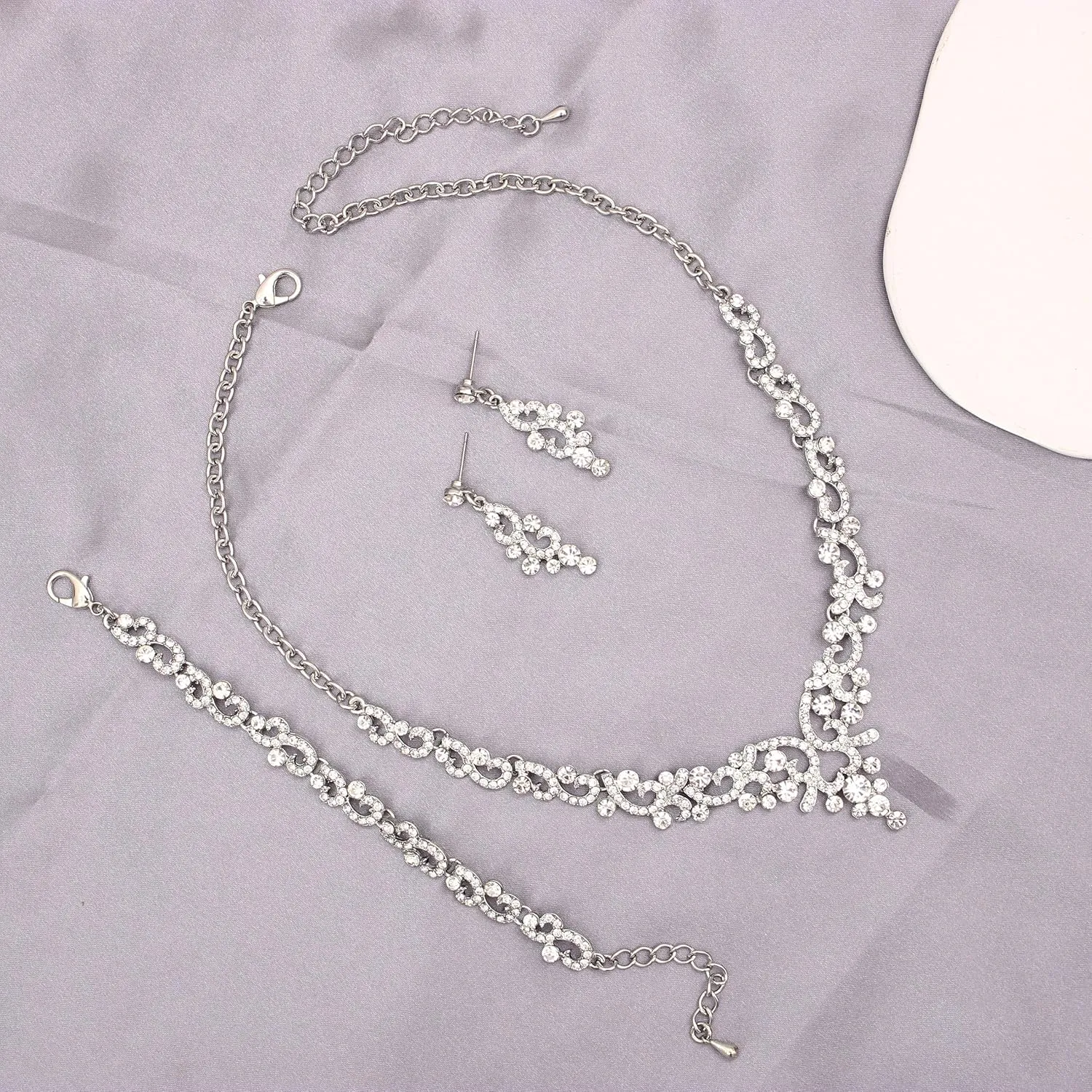 QLLYHLH Elegant Wedding Jewelry Set Austrian Crystal Necklace Dangle Earrings Link Bracelet Brides Bridesmaid Prom Costume Party Events Accessories for Woman
