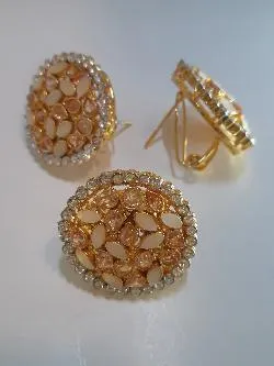 RED BOLD STYLE FULL MOON EARRINGS
