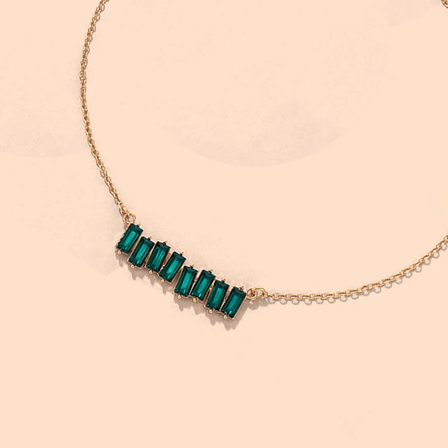 Roe Dolph Rhinestone Choker Necklace Green Crystal Necklace Sparkly Rhinestone Choker Necklace Crystal Teardrop Necklace Adjustable Open Necklace for Women Prom Party Necklaces