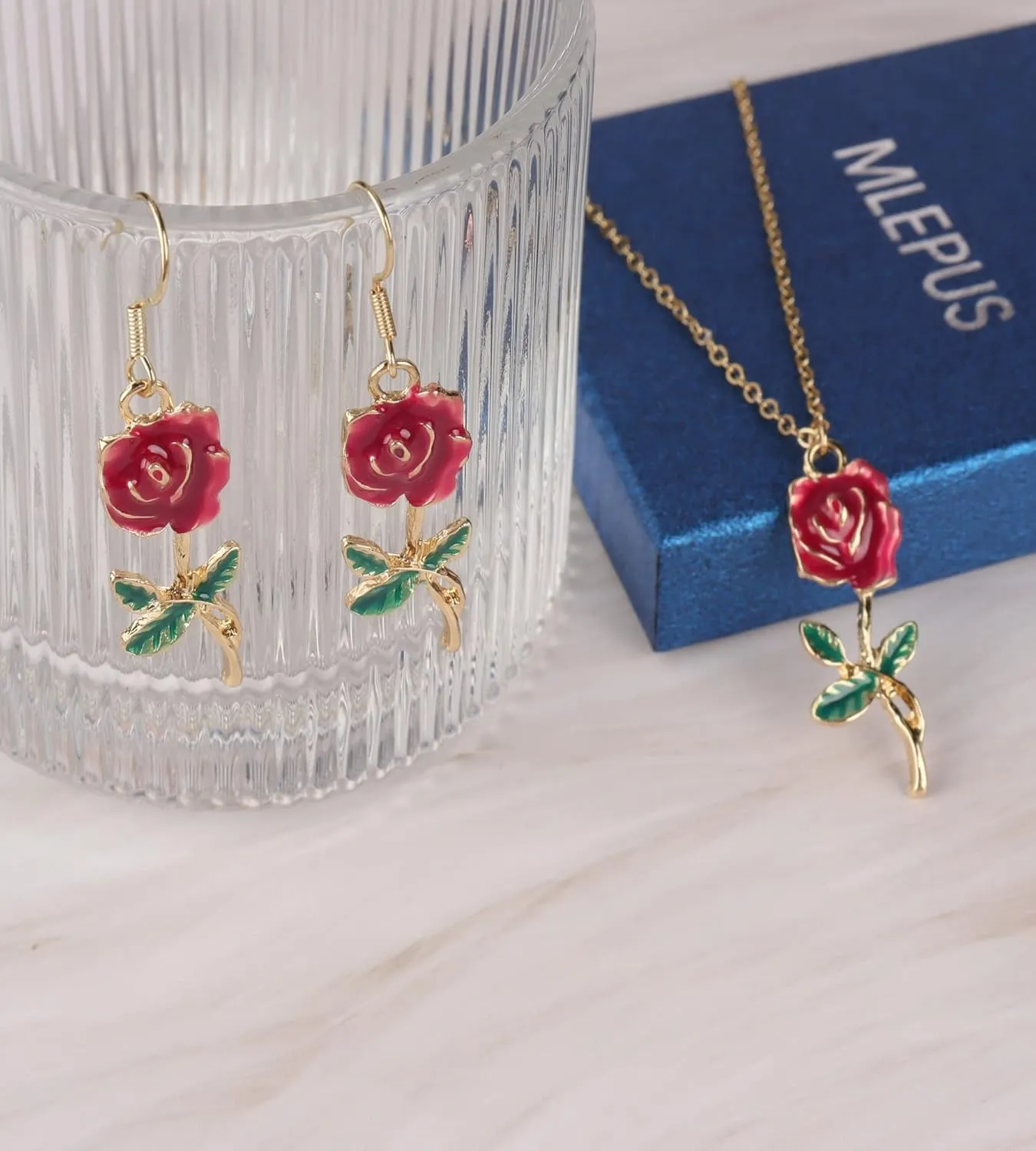Rose Flower Earrings for Women, Fashion and Romantic Vintage Rose Pendant Earrings Precious Dainty Jewelry Gift for Women Girls Mother Wife Sister Daughte
