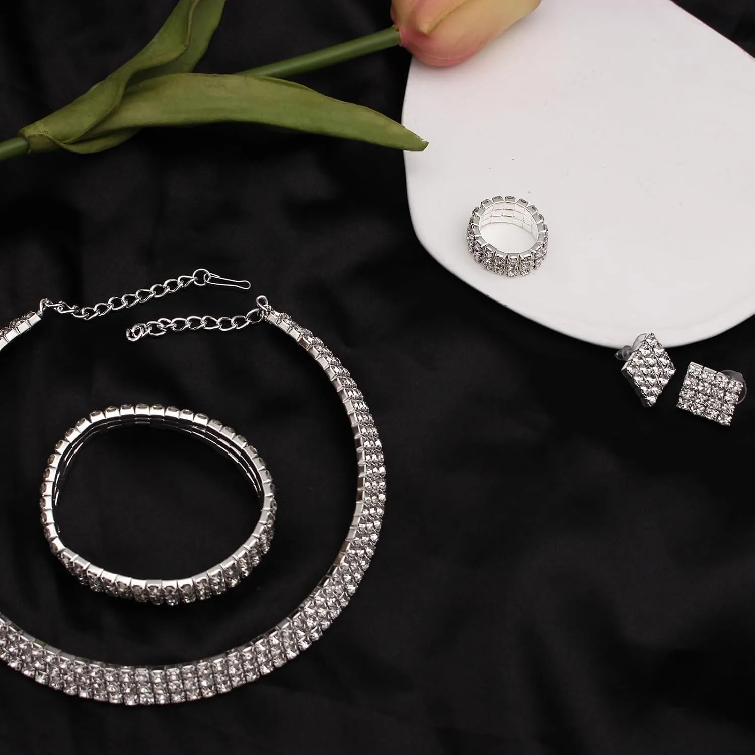 Silver Plated Elegant Necklace Earrings Bride Bridesmaid Jewelry Sets for Wedding Prom Crystal Jewelry Set for Women Costume Accessories